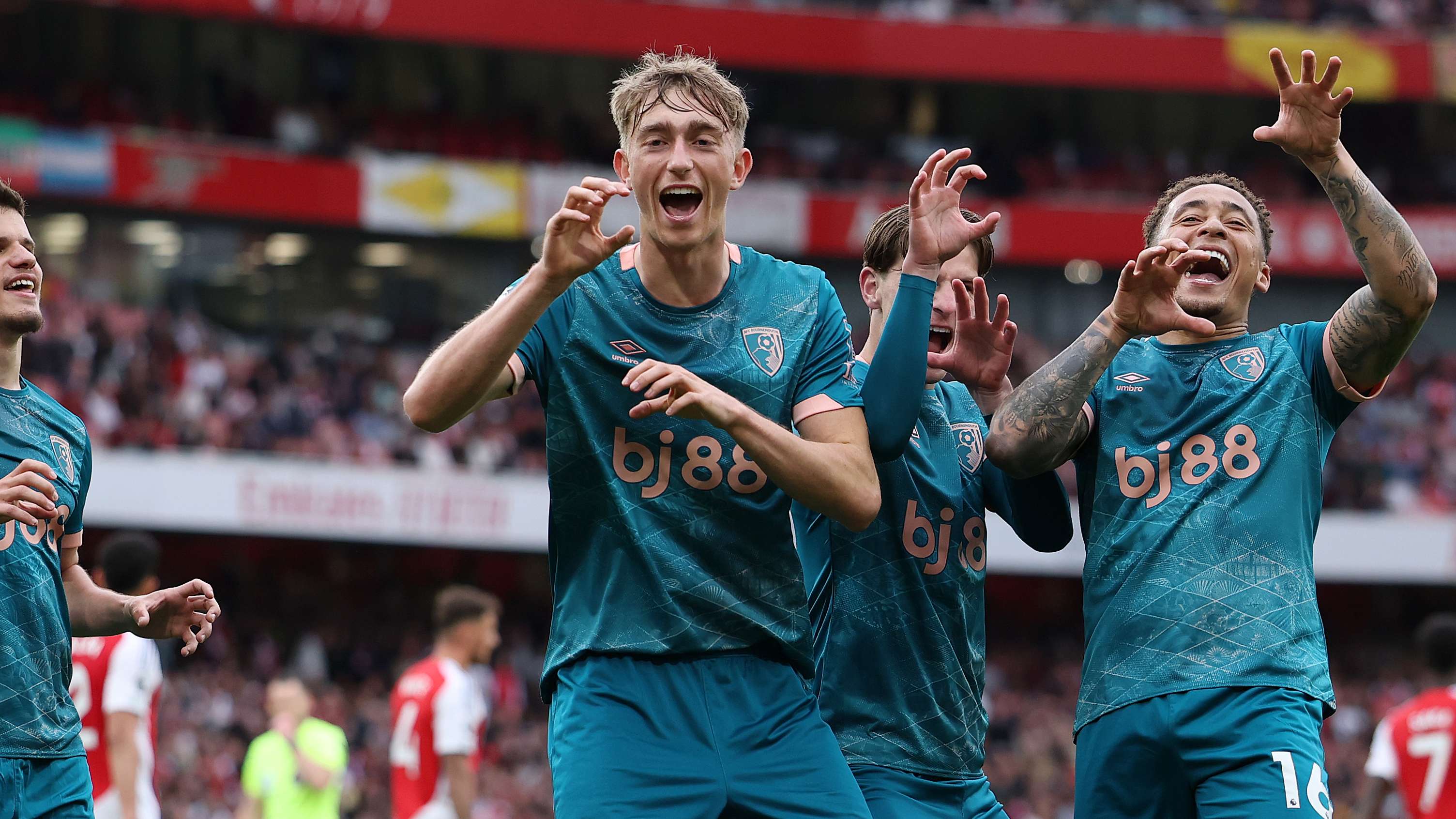 Huijsen hires law firm to negotiate Real Madrid transfer  