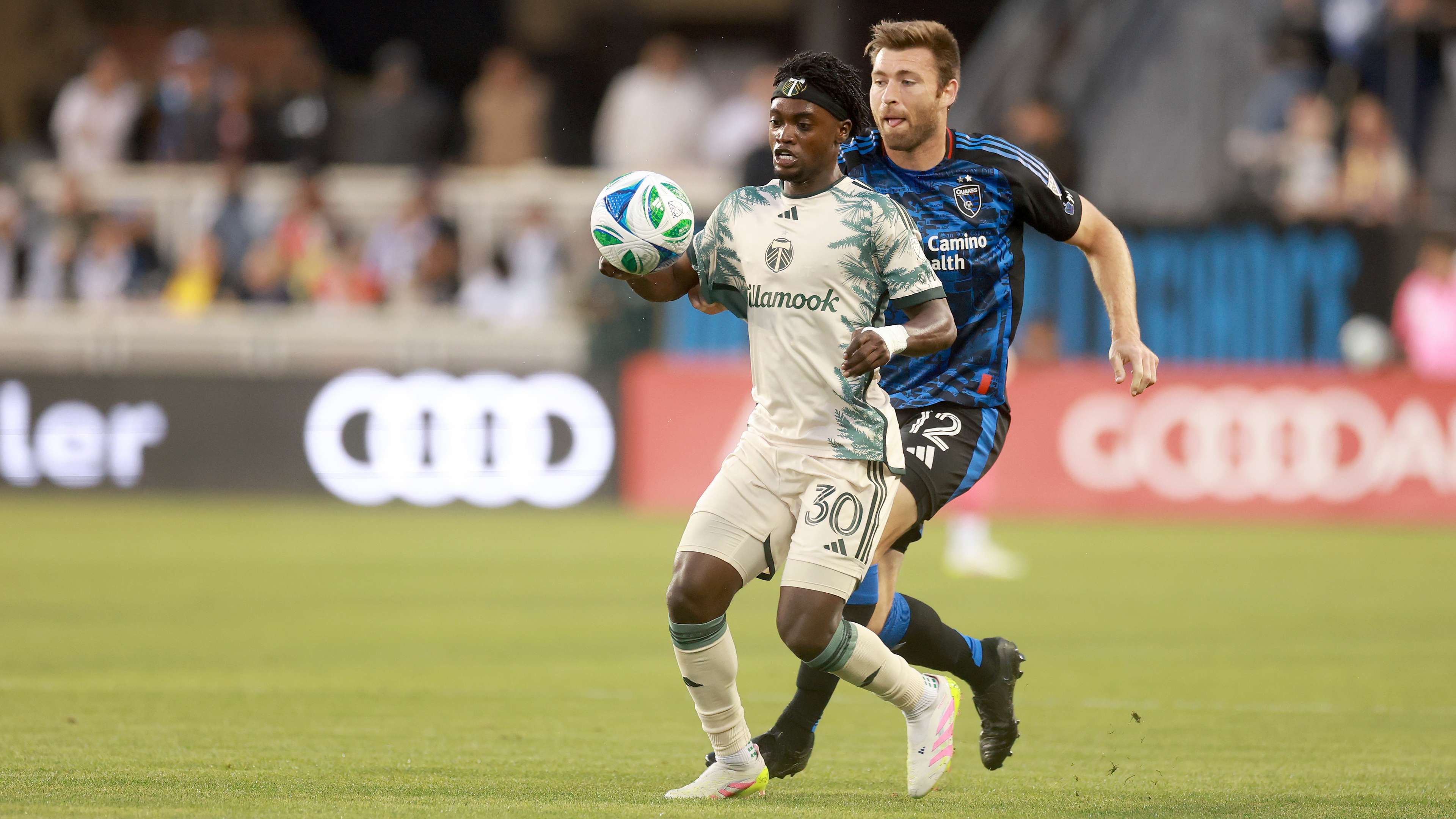 Timbers’ Santiago Moreno scores spectacular bicycle kick  
