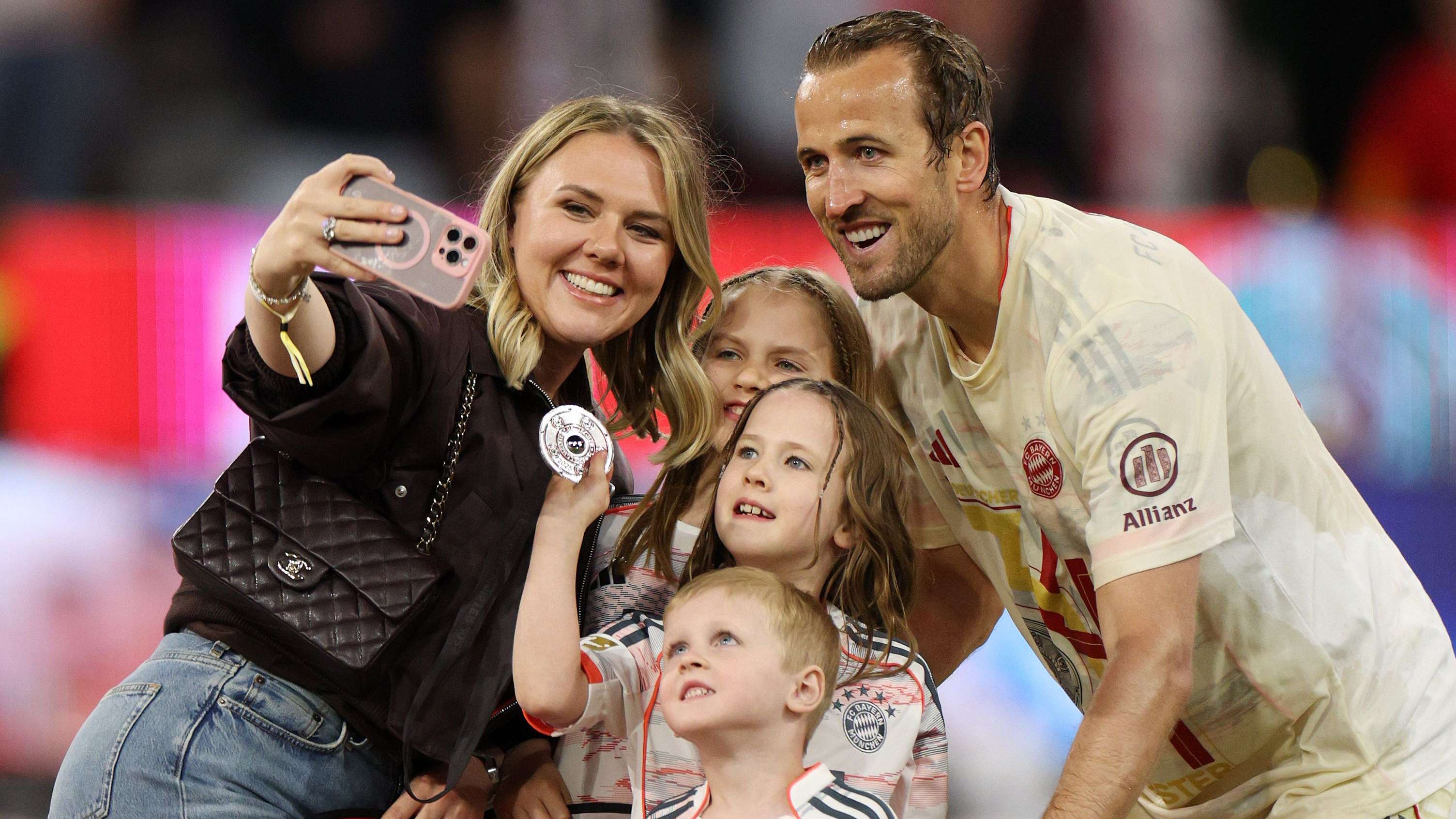 Kane pays tribute to family after ending trophy drought  