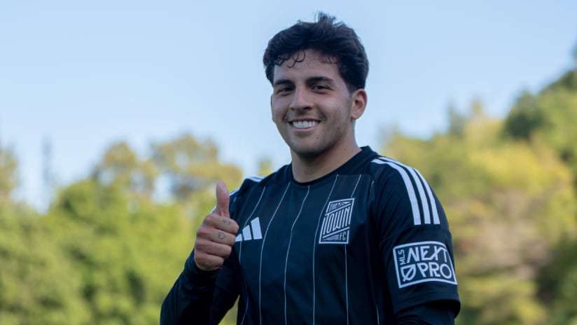 WATCH: Quakes' López scores spectacular half-line goal in NEXT Pro  