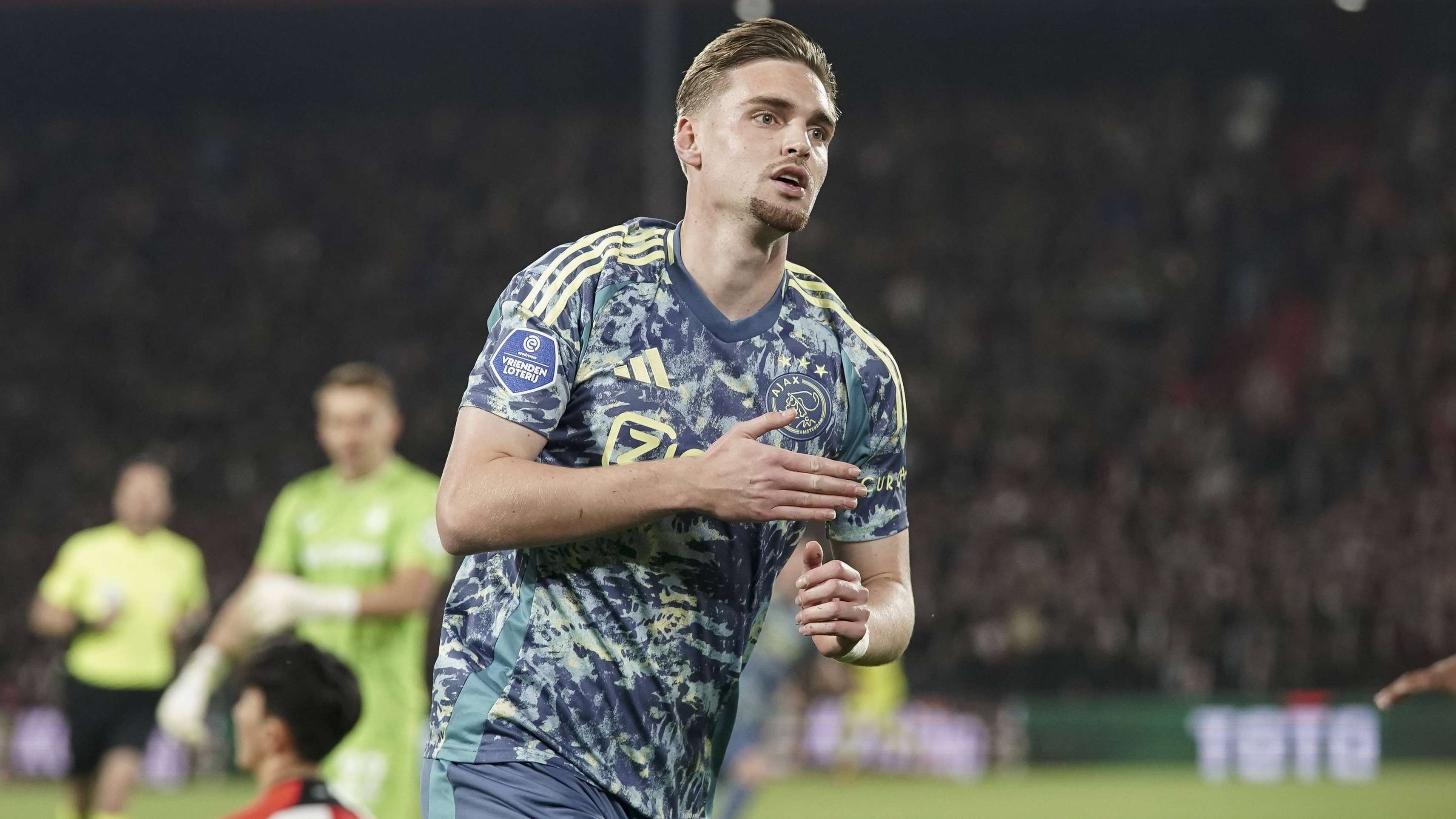 How much does Kenneth Taylor earn at Ajax?  