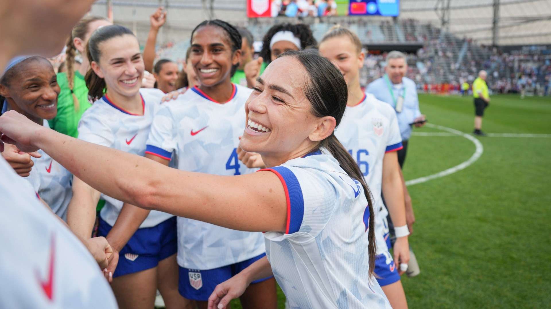 At 32, LaBonta becomes oldest player to earn first USWNT cap  