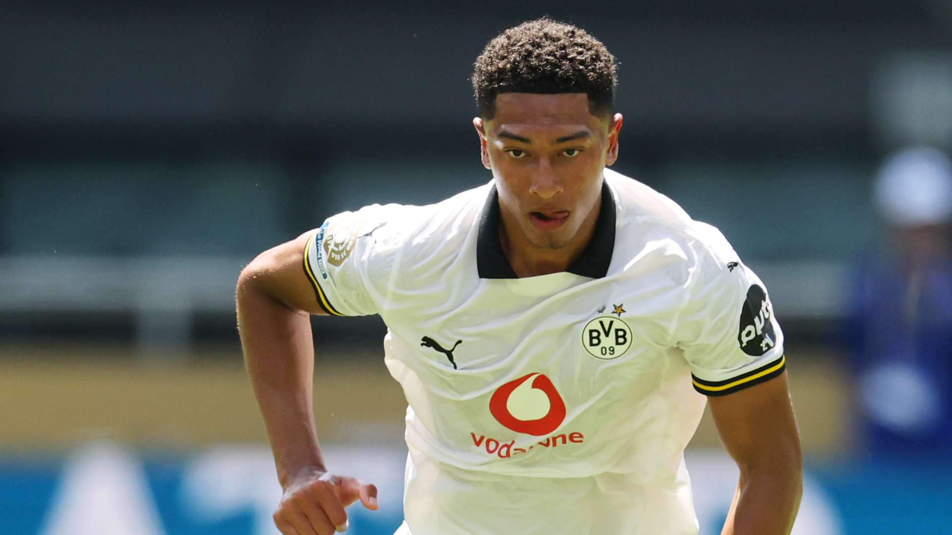 Jobe Bellingham stars as Dortmund survive scare from Sundowns  