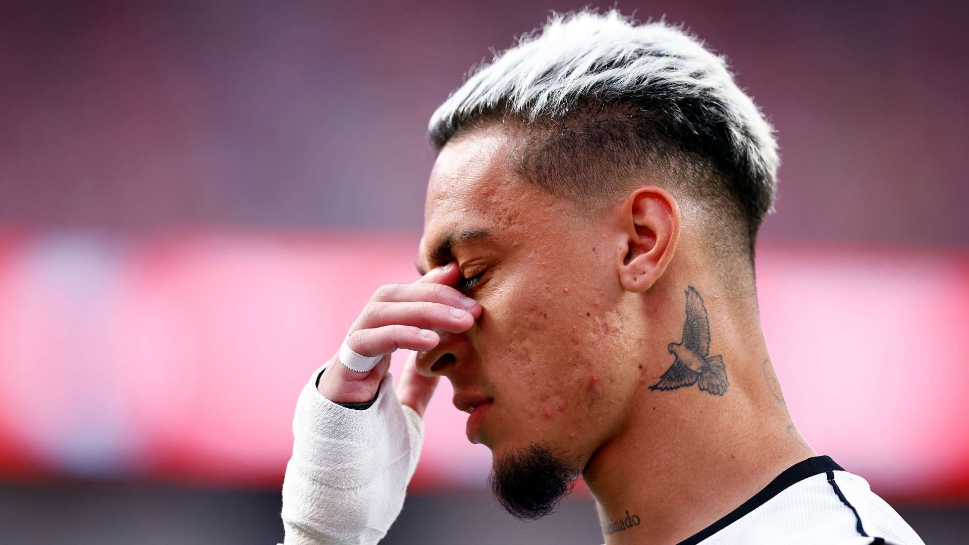 Antony has 'no future' at Man Utd despite Betis loan revival  