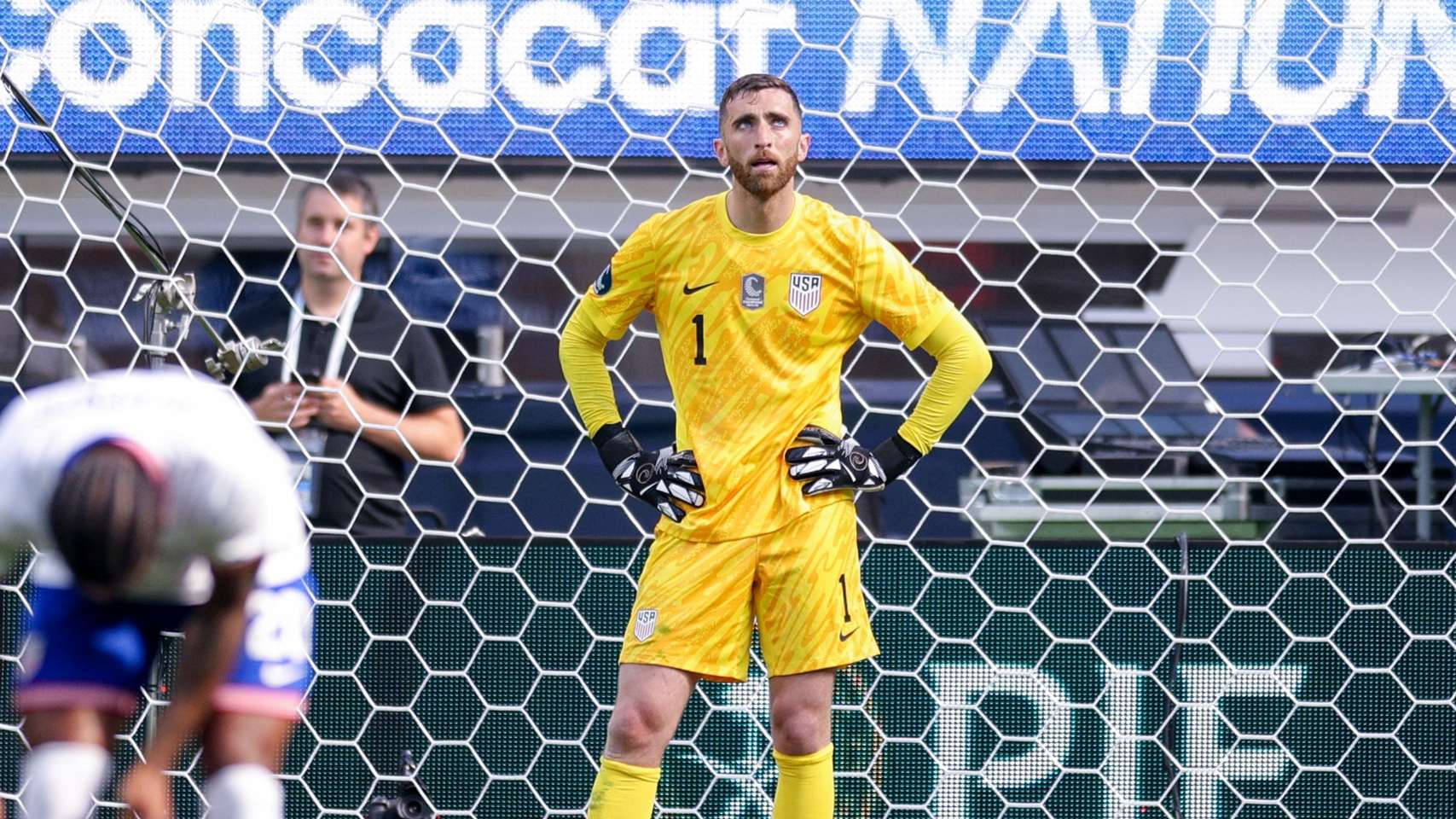 'Worst-ever generation of American goalkeepers?' - Gomez wonders  