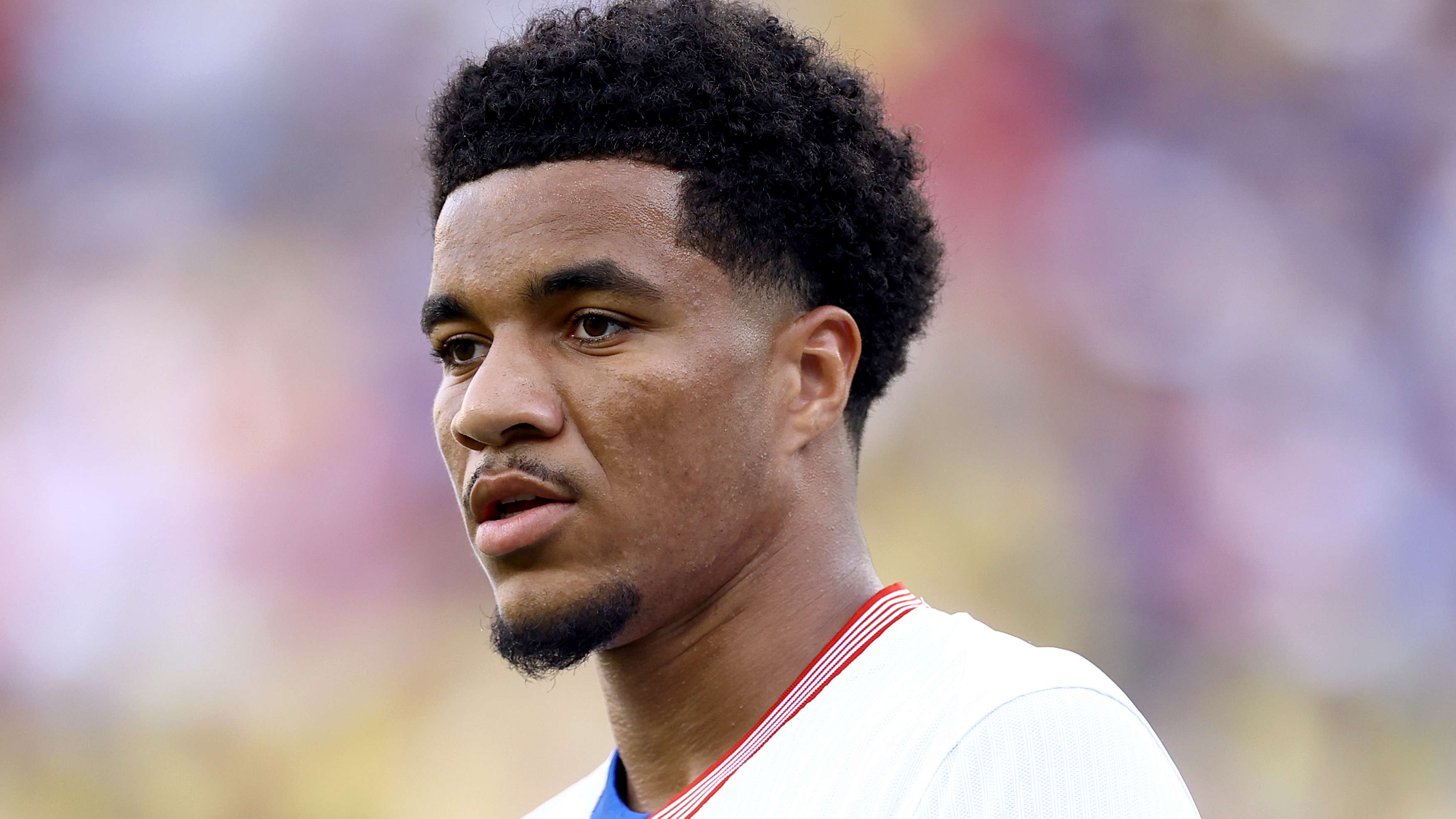 'Massive jump' - Gomez doubts Tillman move to Bayer Leverkusen  