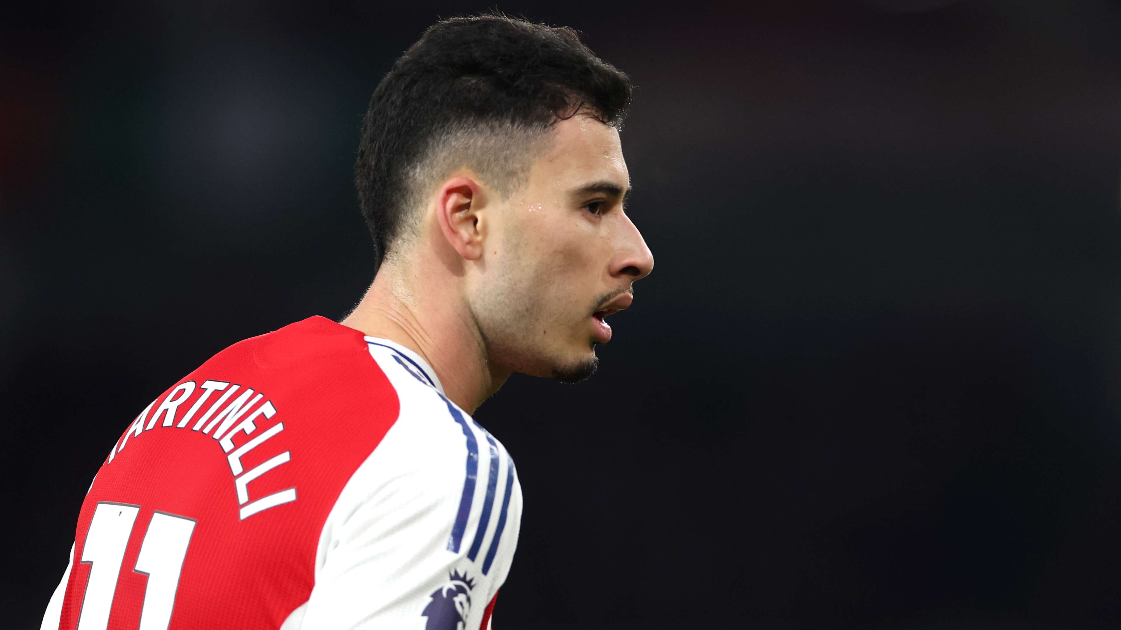 How much does Gabriel Martinelli earn at Arsenal?  