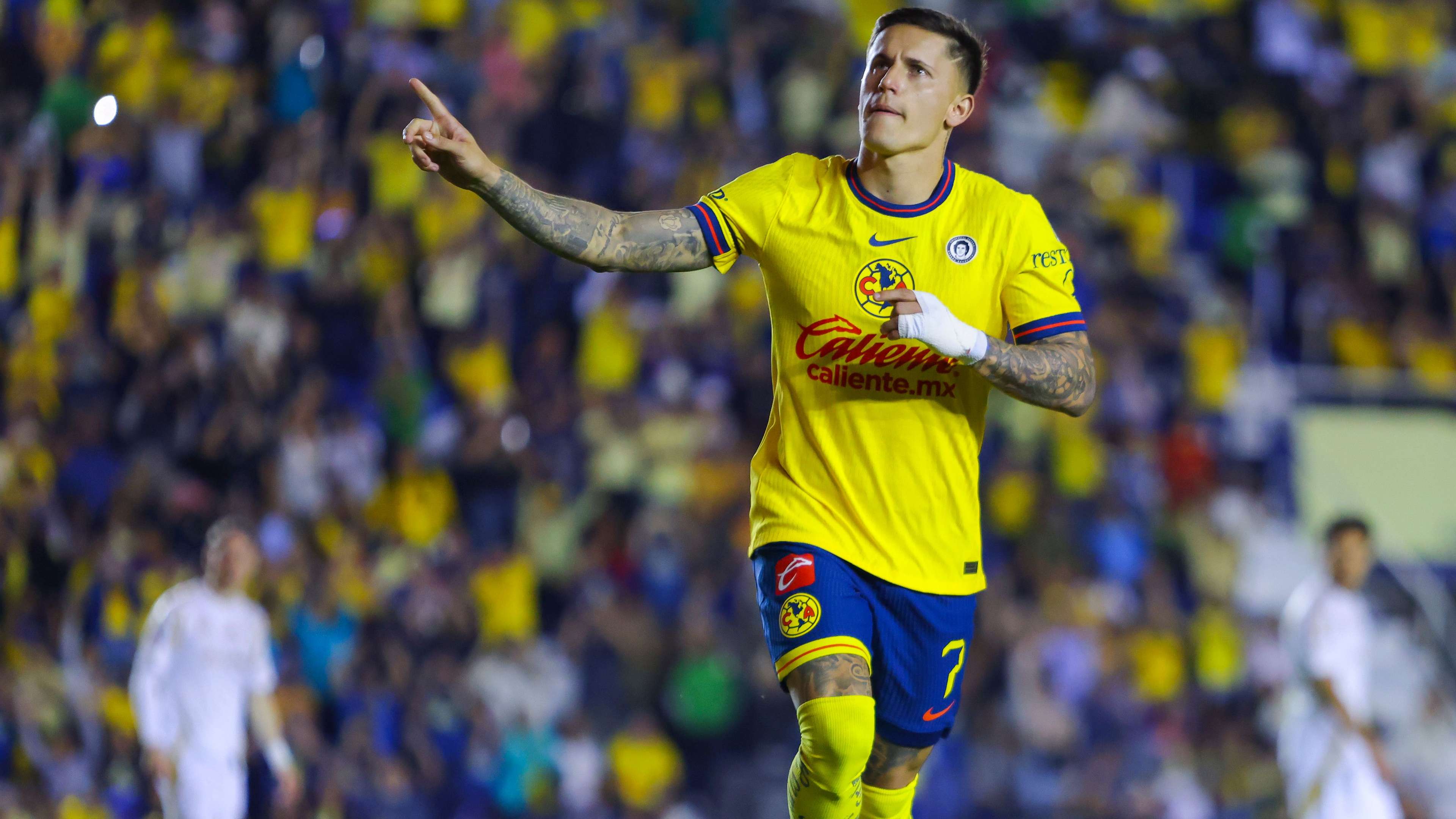 'Head is here at América' - Rodríguez sidesteps speculation  