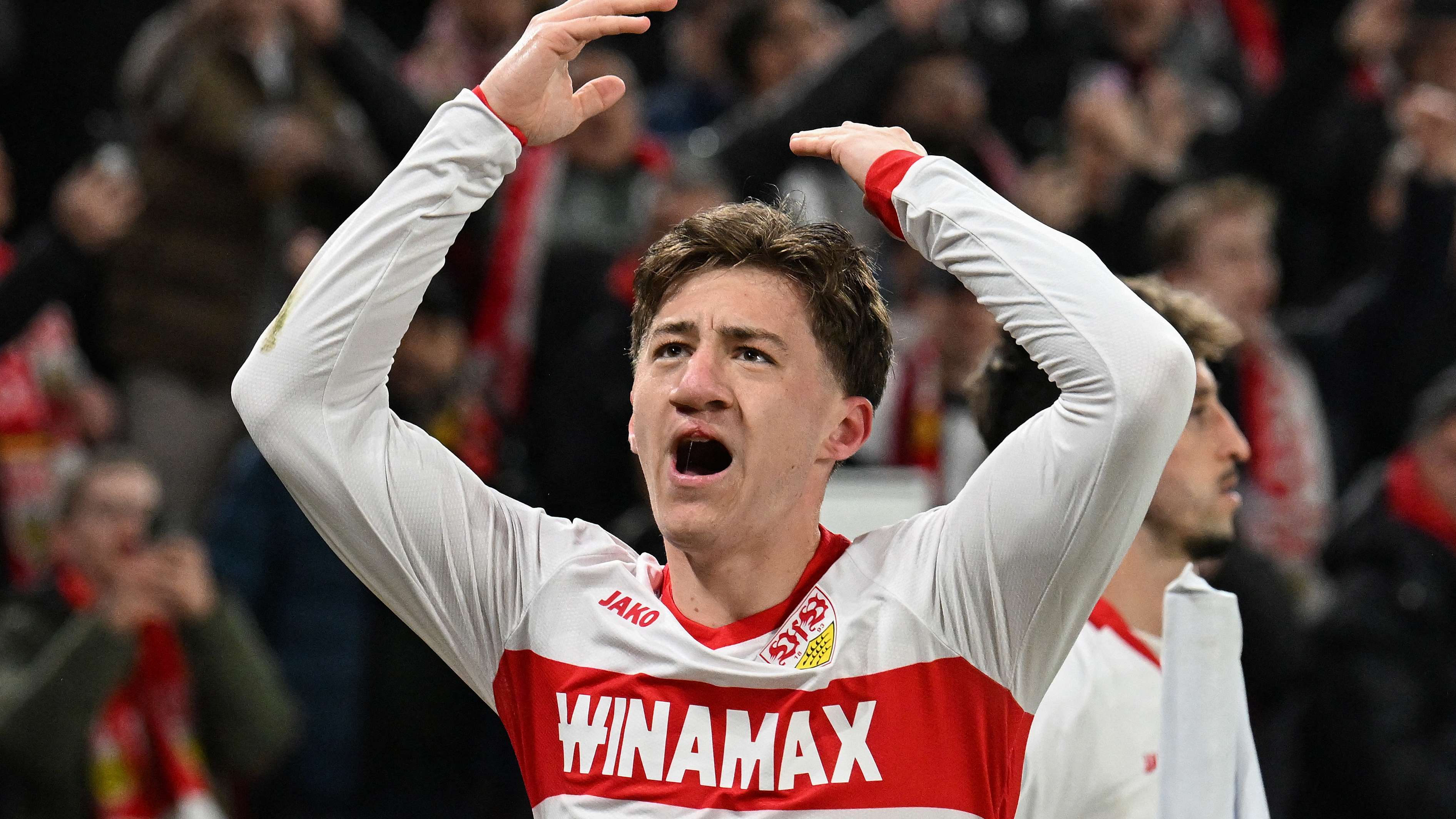 Alonso backs €50m Stiller bid as Real Madrid seek Kroos successor  