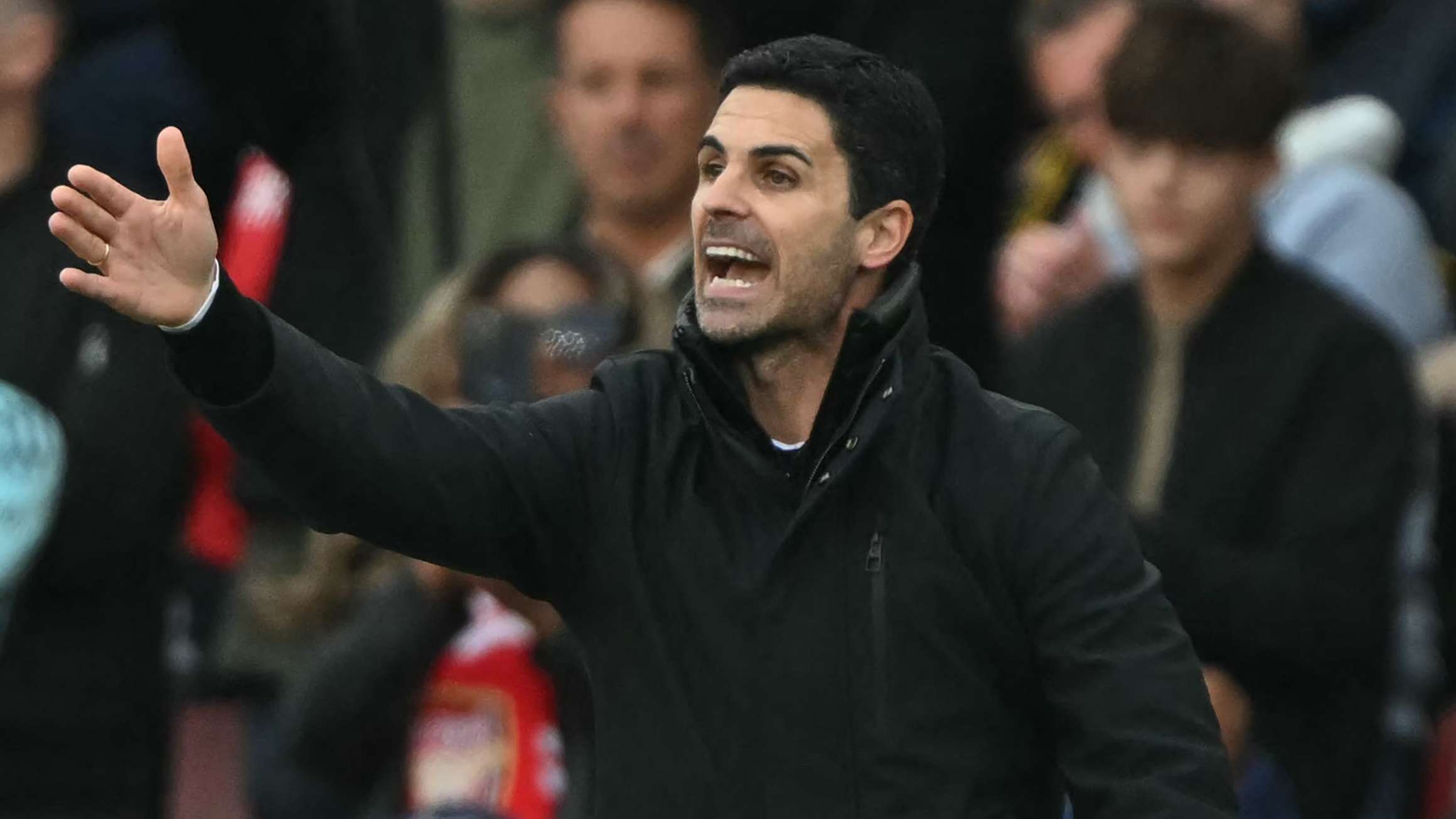 Arsenal accused of 'shopping at Asda' after move for Brentford star  