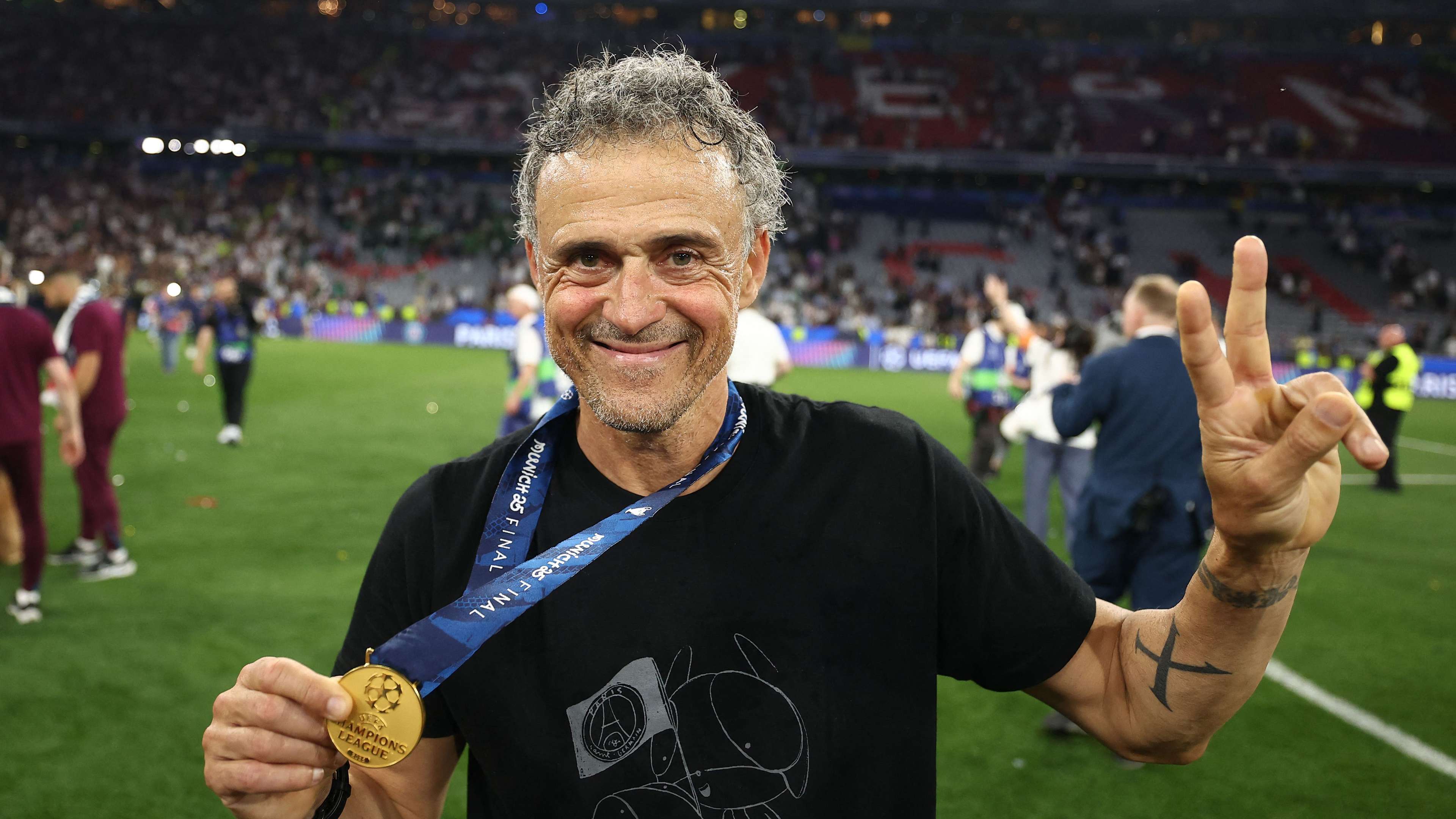 Luis Enrique picks PSG star to win Ballon d'Or  