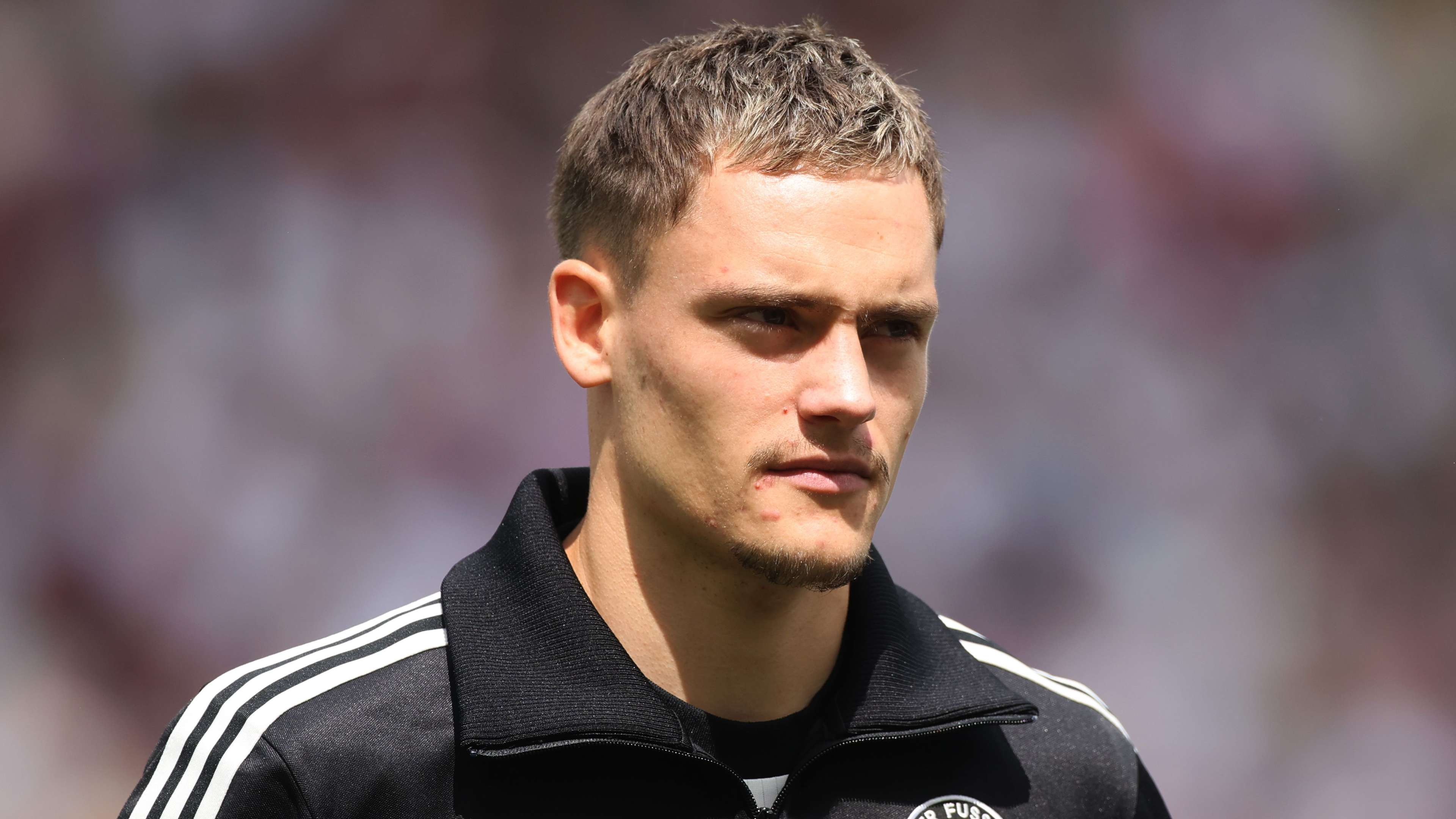 📽️ | Wirtz lands in England ahead of Liverpool medical  