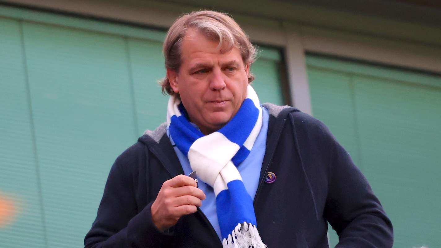 Chelsea slap €20m price tag on fading star amid Bundesliga links  