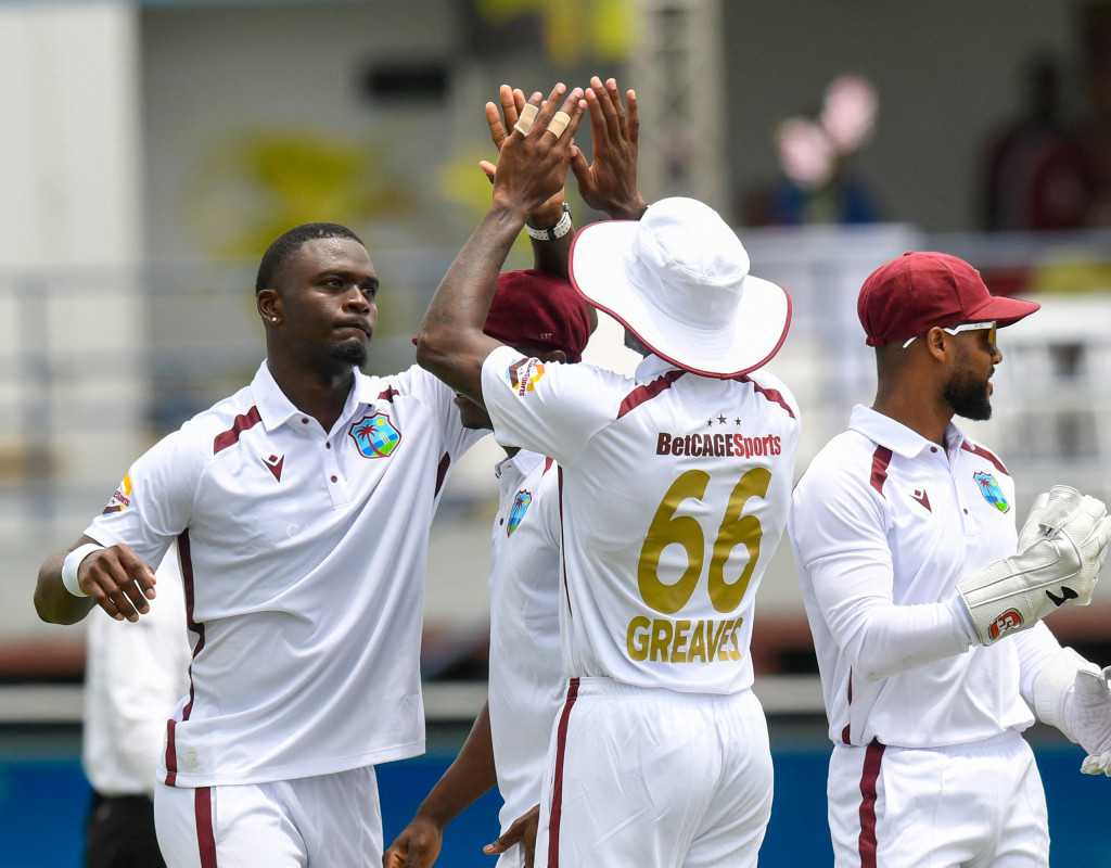 Pacers shine on 14-wicket opening day  