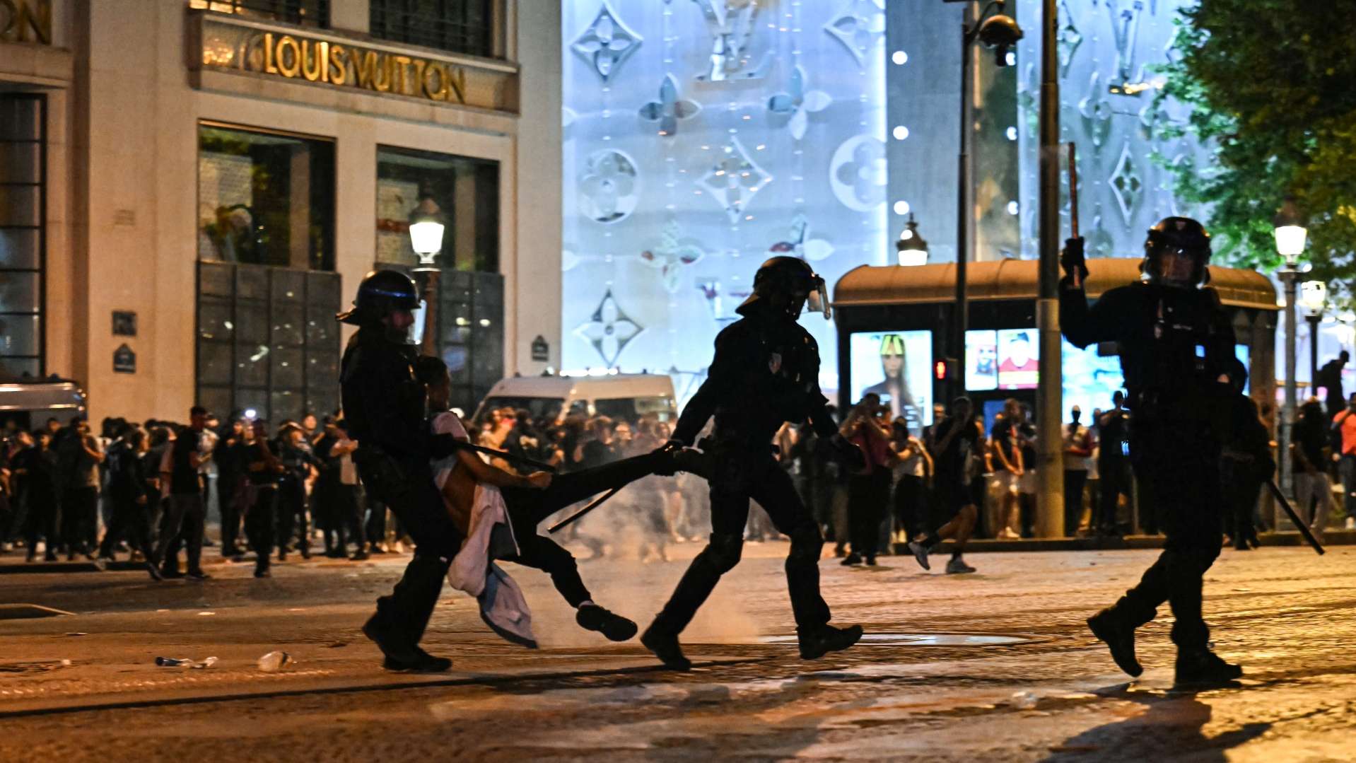 Two fans dead as violence erupts in Paris after PSG's UCL win  
