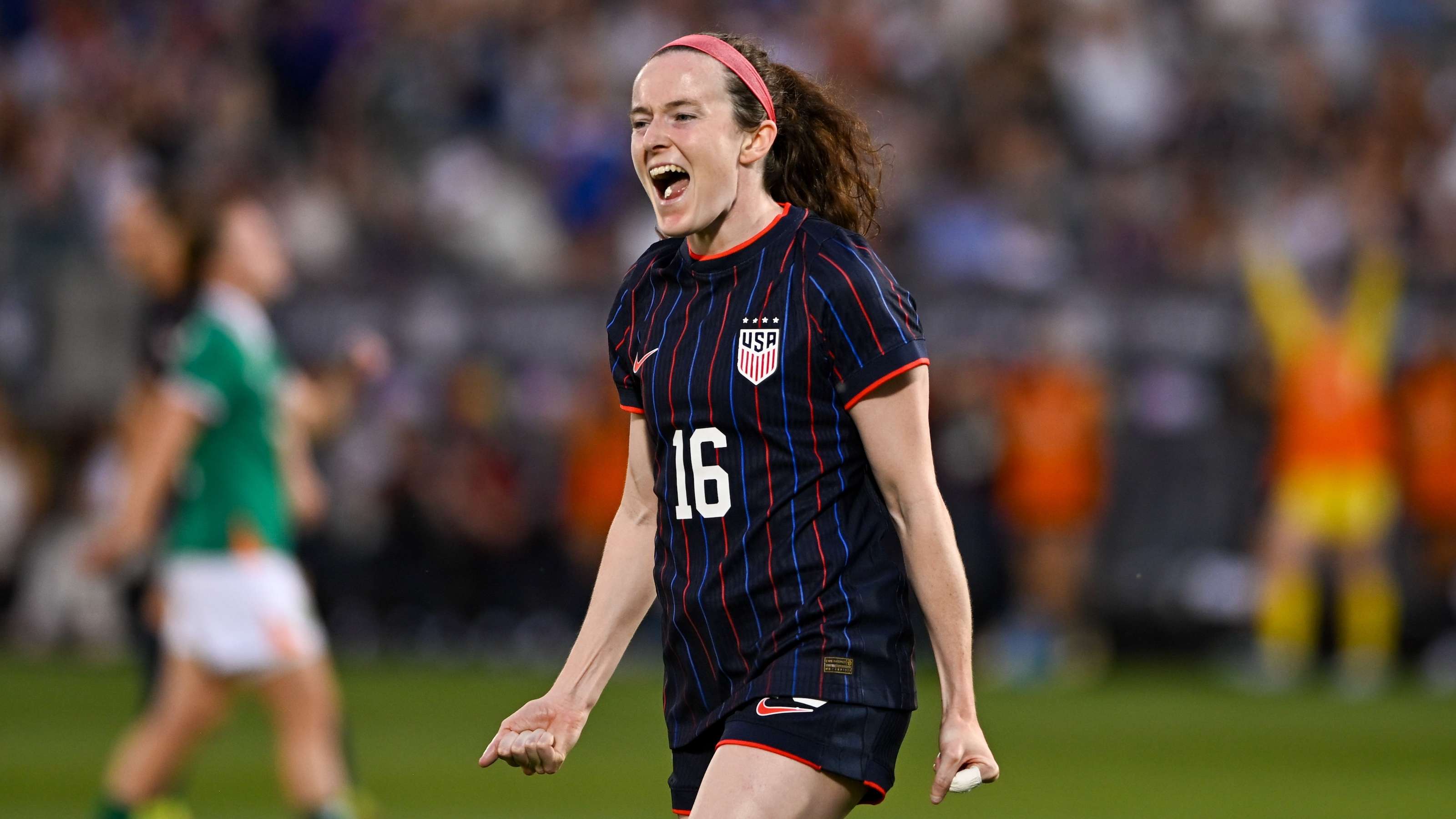 Everything comes up Roses for Lavelle as USWNT rout Ireland  