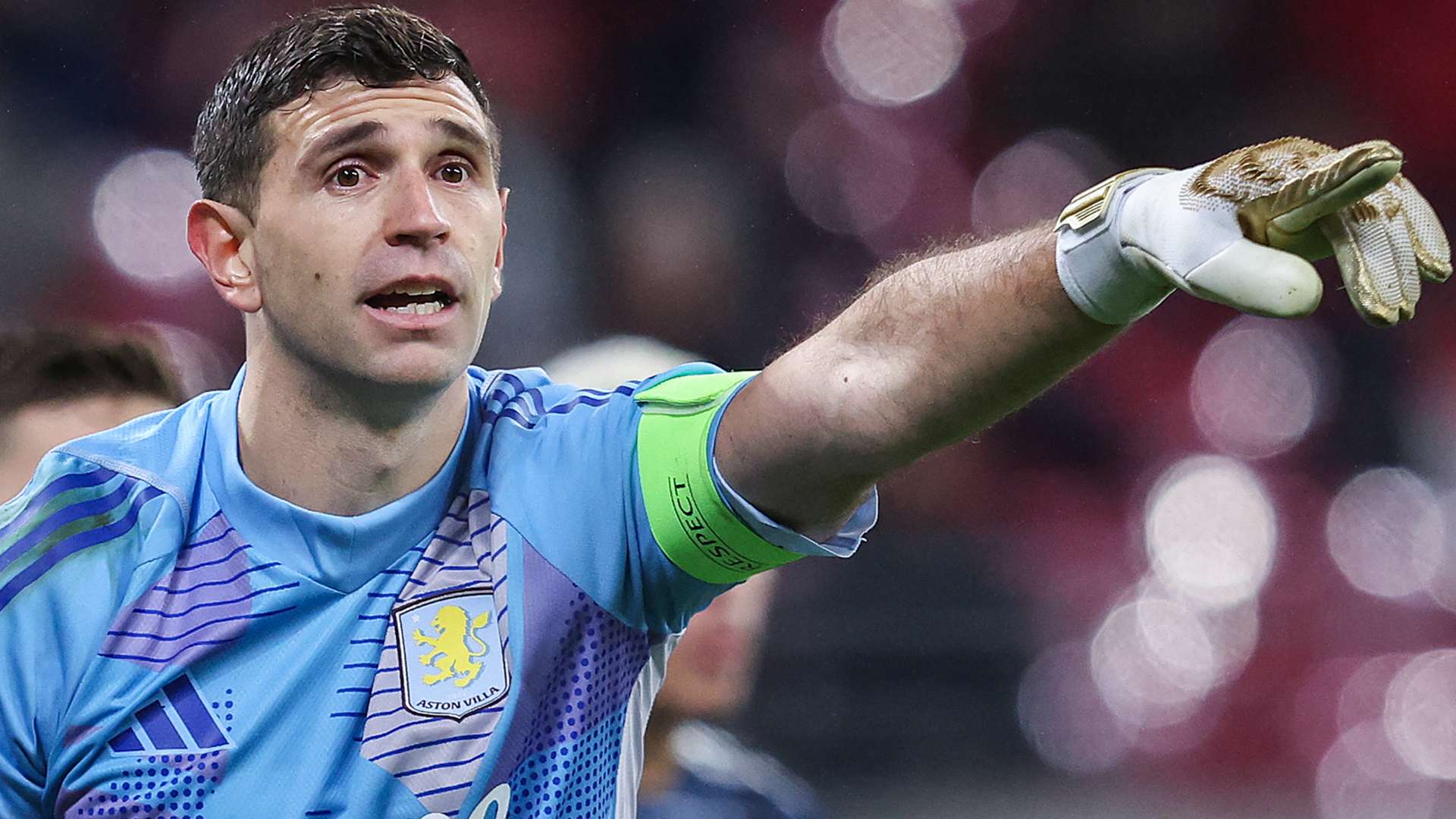 Emi Martinez transfer hint? Aston Villa line up goalkeeper deal   Emi Martinez transfer hint? Aston Villa line up goalkeeper deal