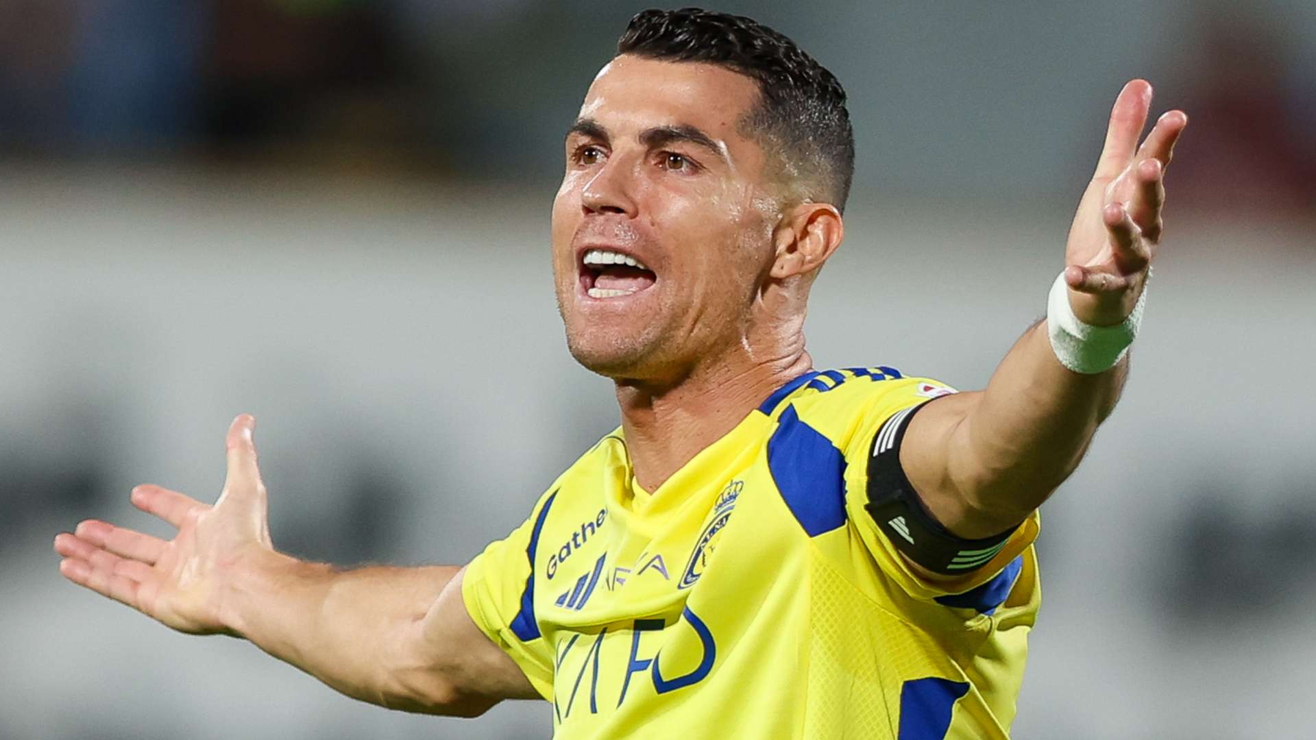 'Being Ronaldo isn't easy' - Mahrez in awe of ‘extraordinary’ CR7  