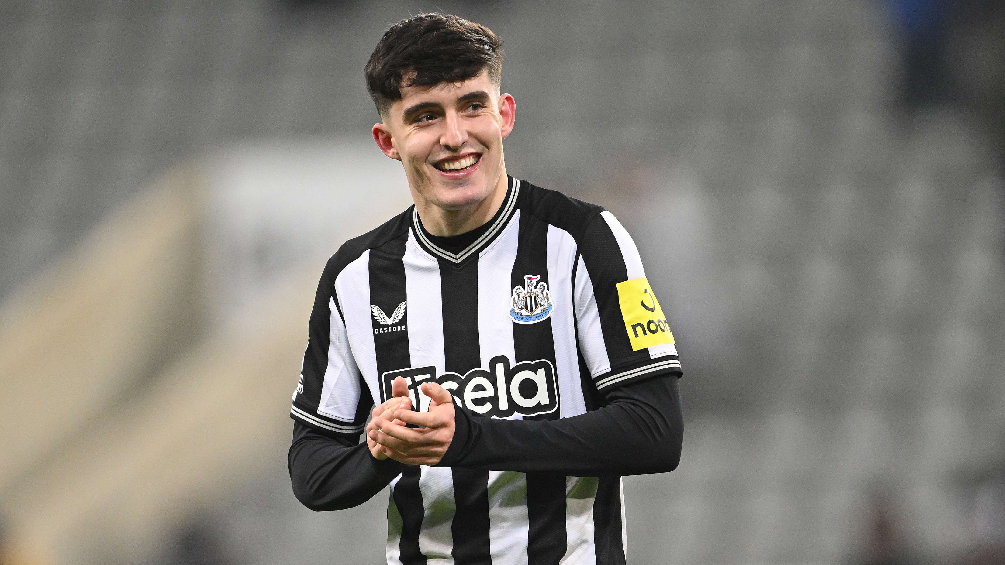 More Newcastle pain! Man City launch bid for Livramento  