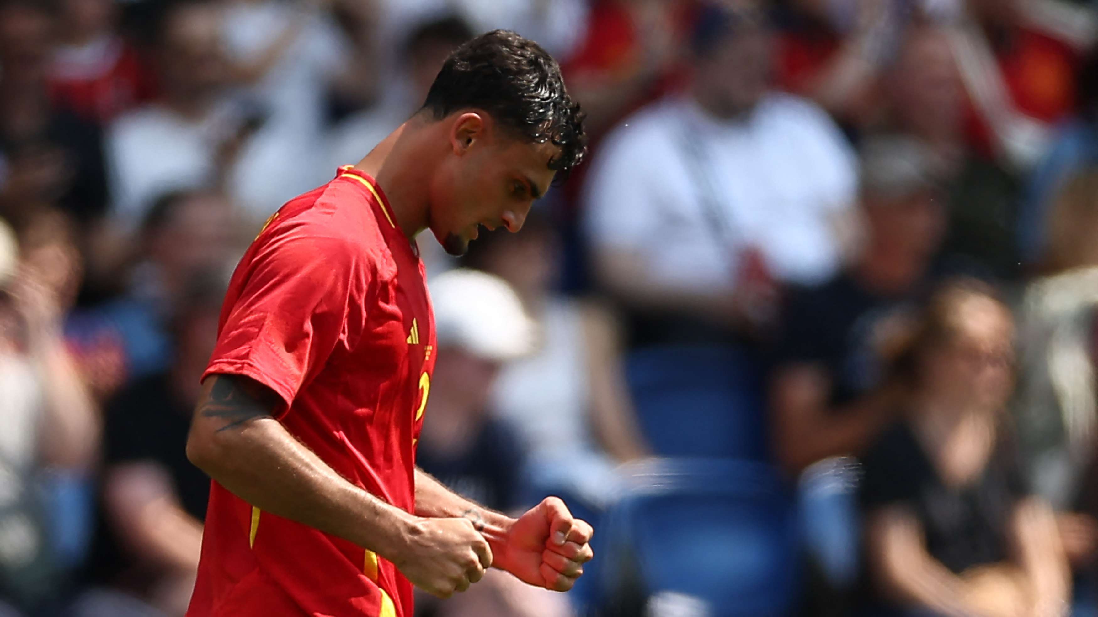 Atletico Madrid beat Wolves to €12m right-back  