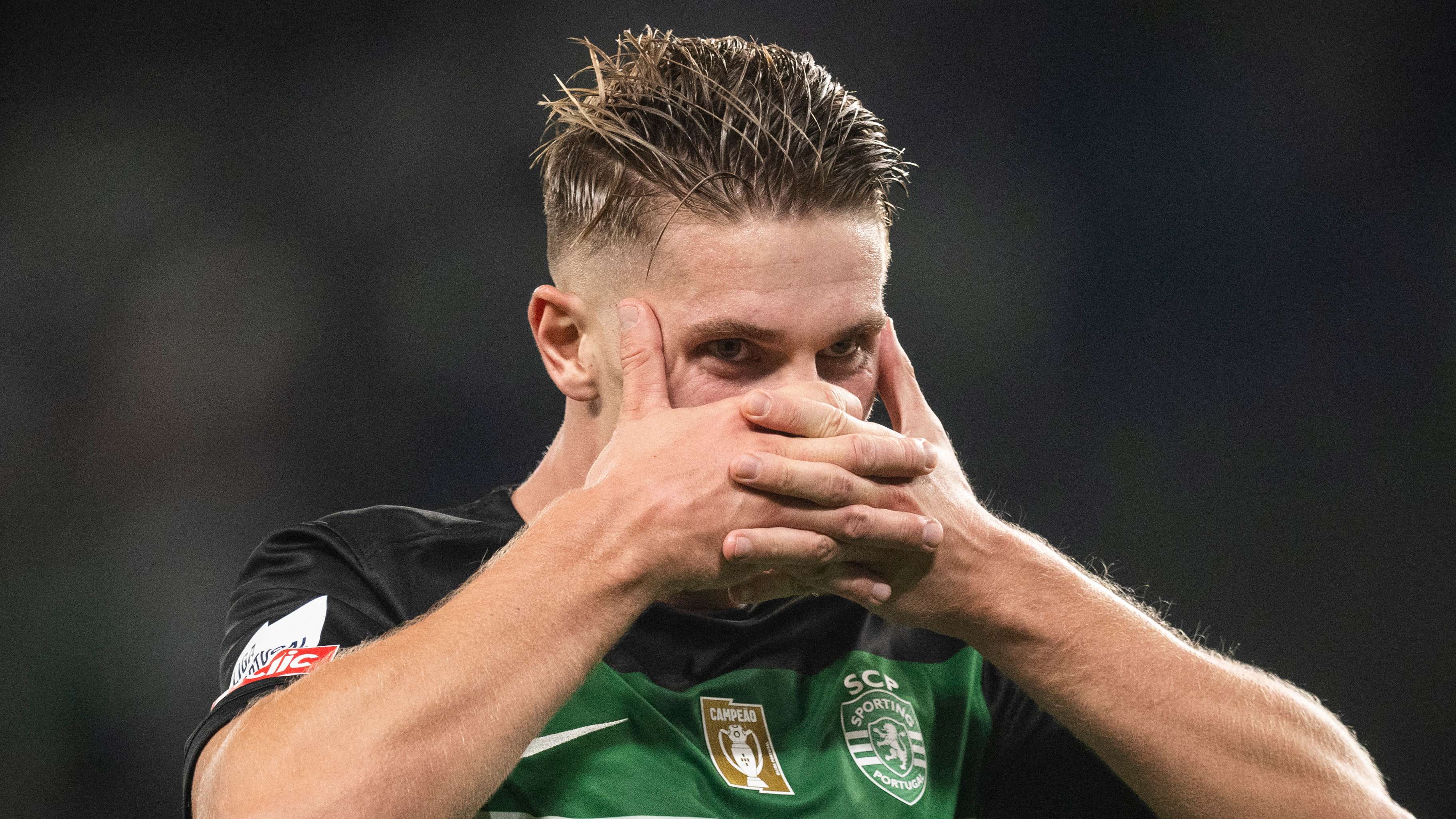 Gyokeres insists he's at the 'same table' as Kane, Lewa & Haaland  