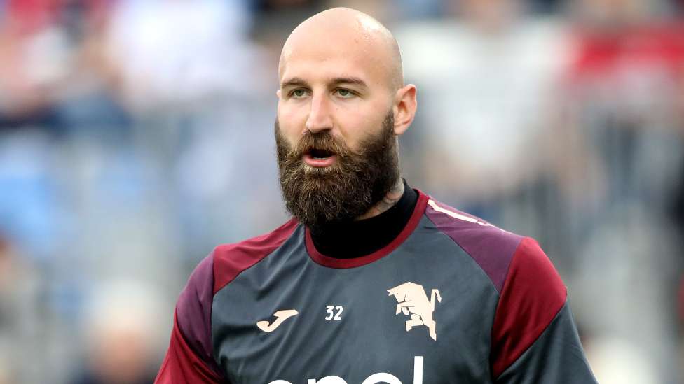 Leeds rival Man Utd for Serie A goalkeeper with €21m clause  