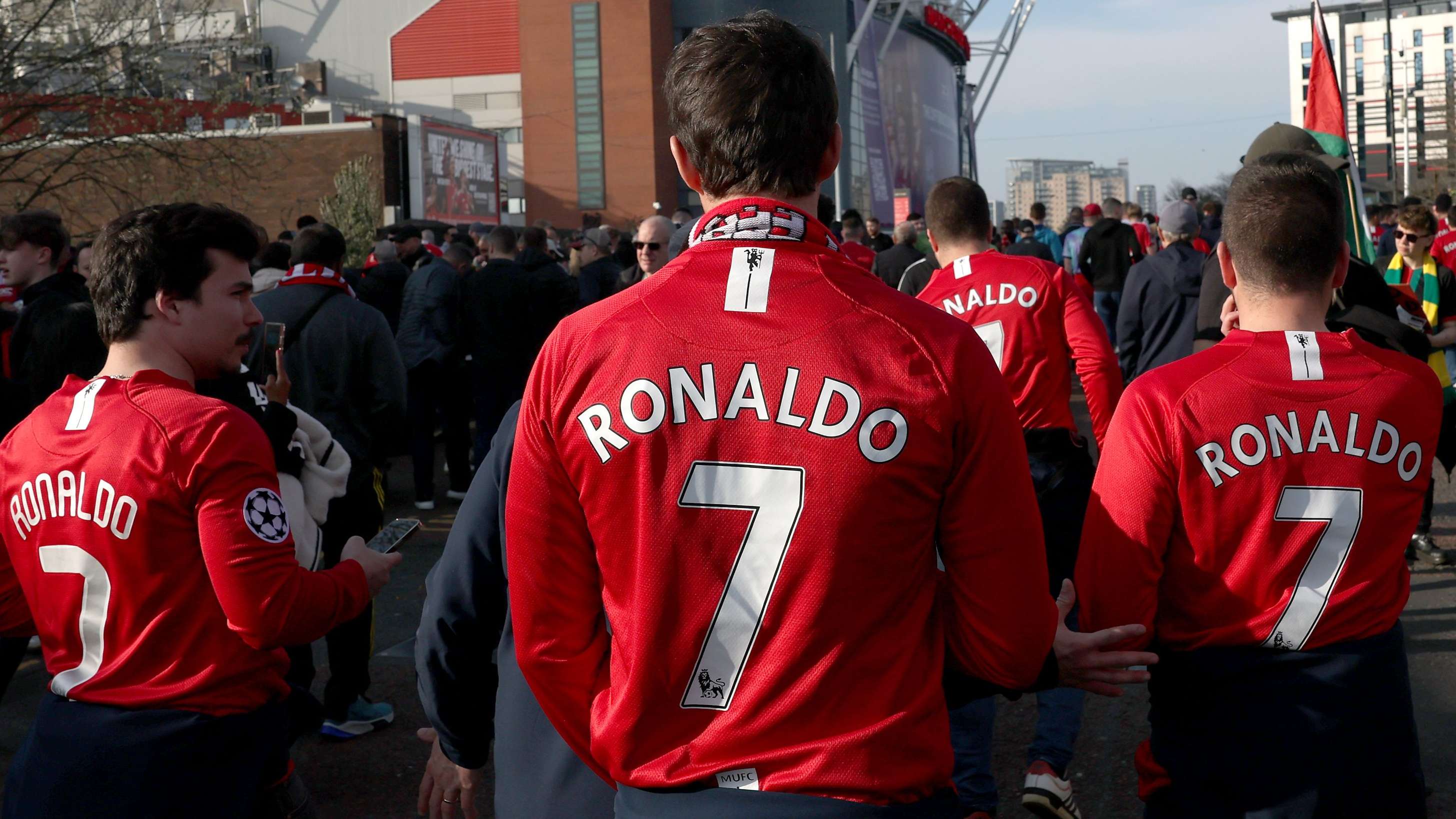 Explained: Why Ronaldo shirt printing has been banned by Man Utd  