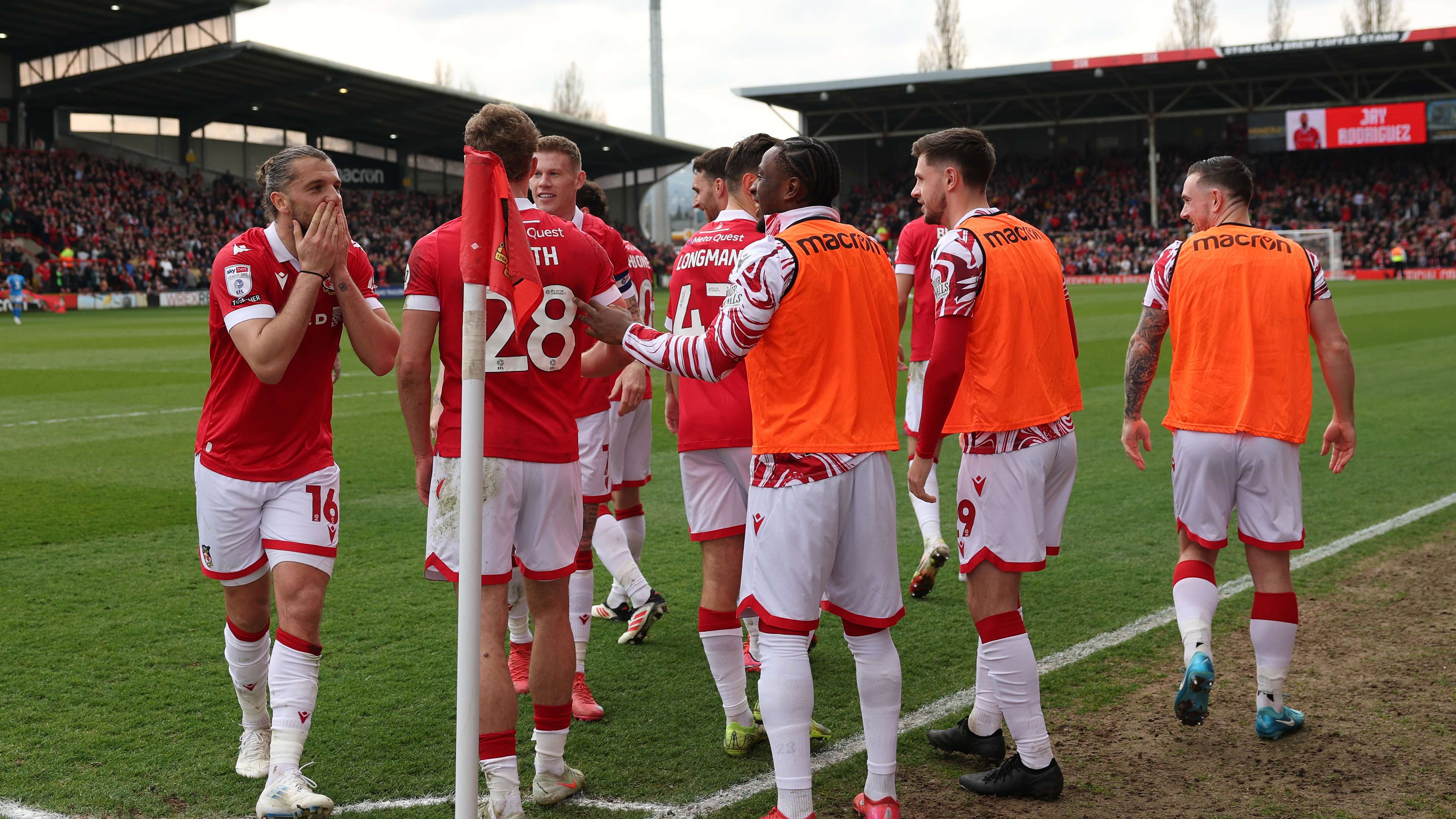 Former Man Utd trainee wants Wrexham move this summer  