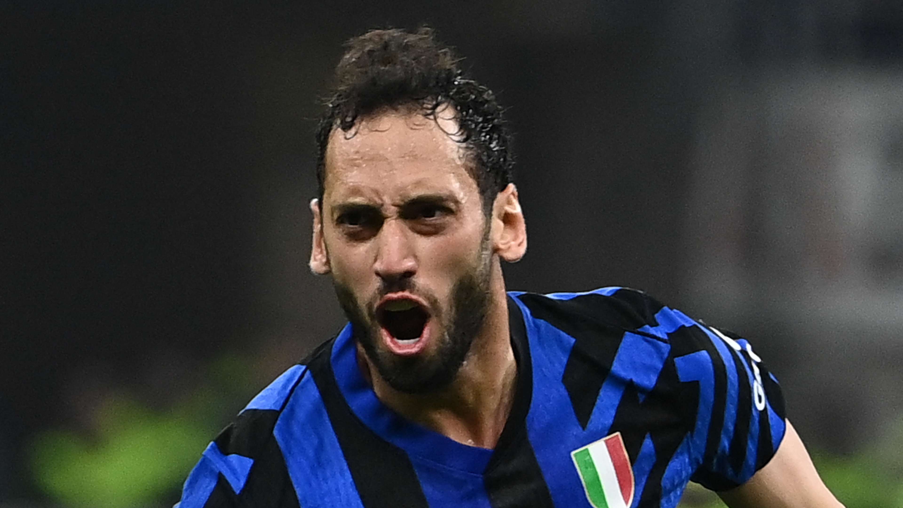 Calhanoglu makes decision on Inter future amid Galatasaray bid  