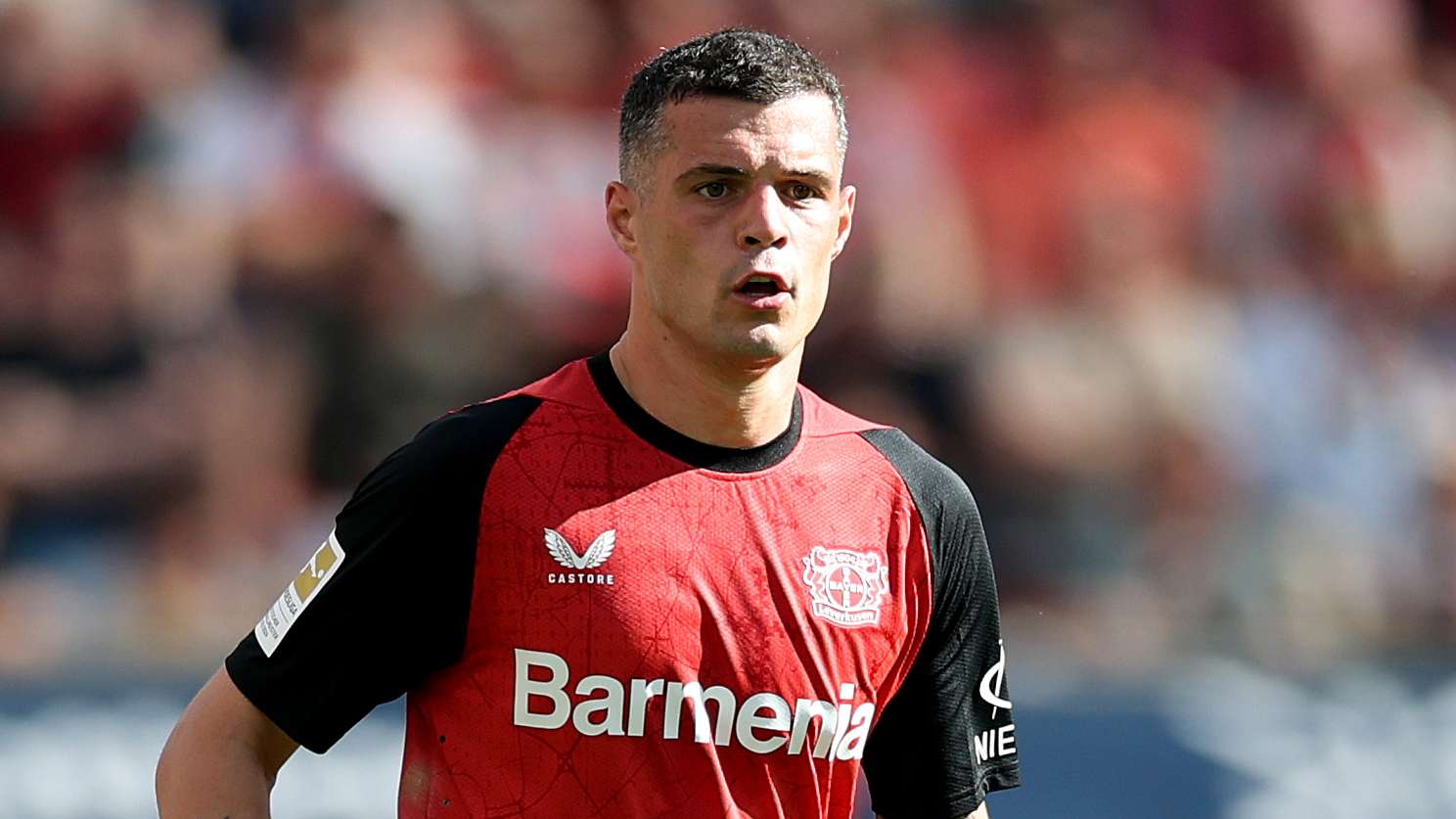 Xhaka's agent announces agreement with Premier League club  