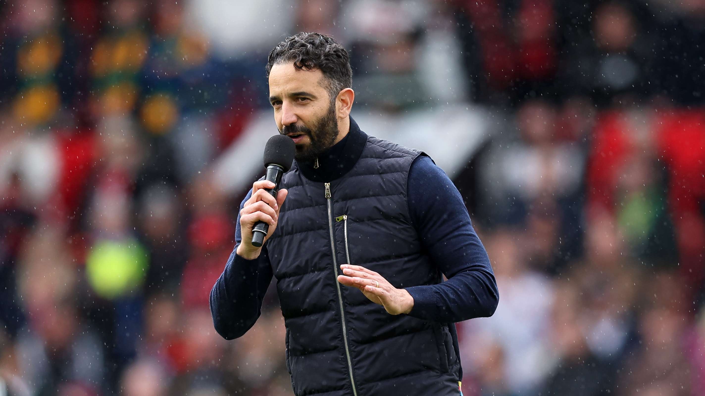 Manchester United legend returns to Old Trafford after retirement  