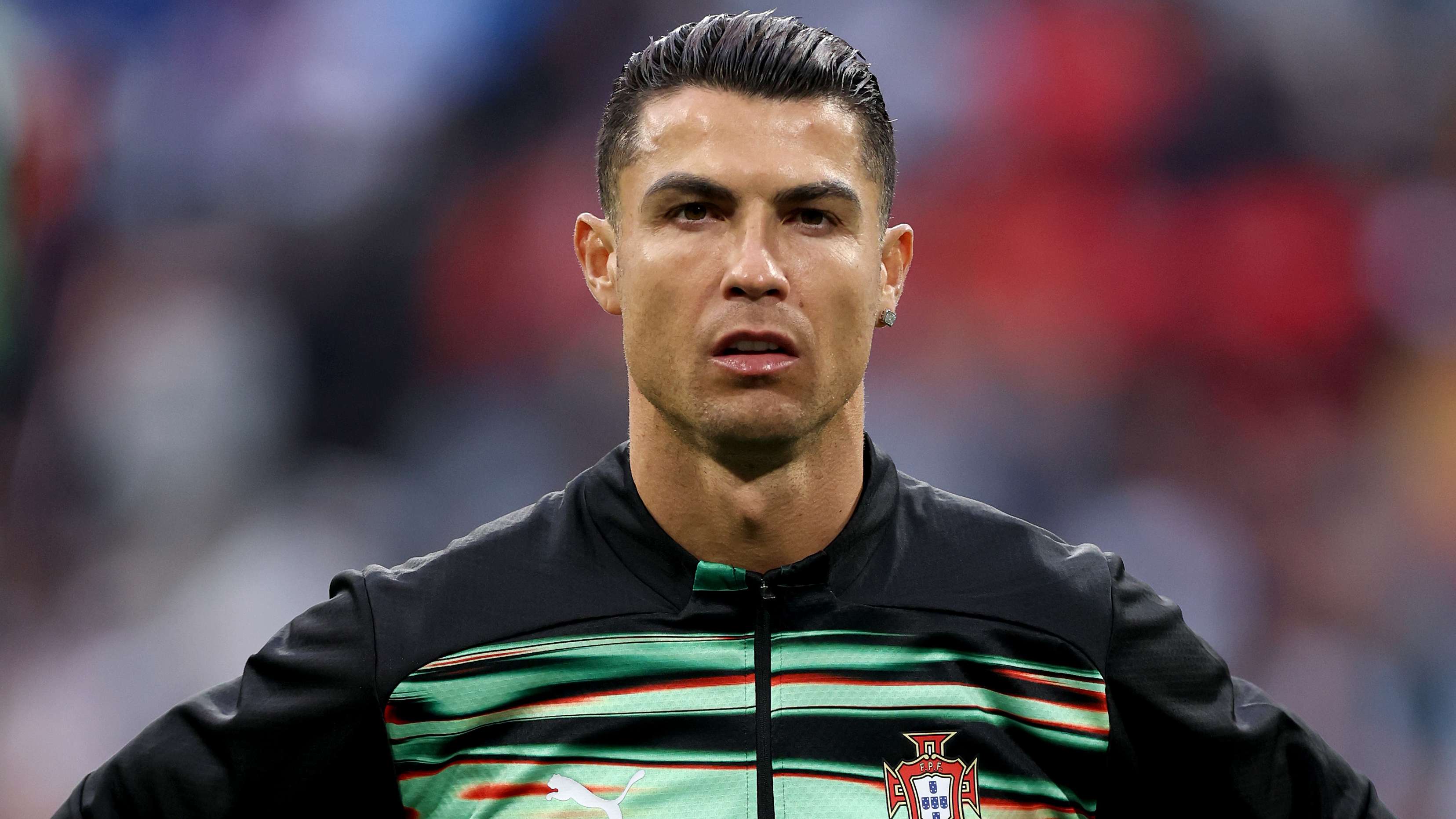 Ronaldo enjoys quiet holiday on huge yacht in Mallocra with Georgina  