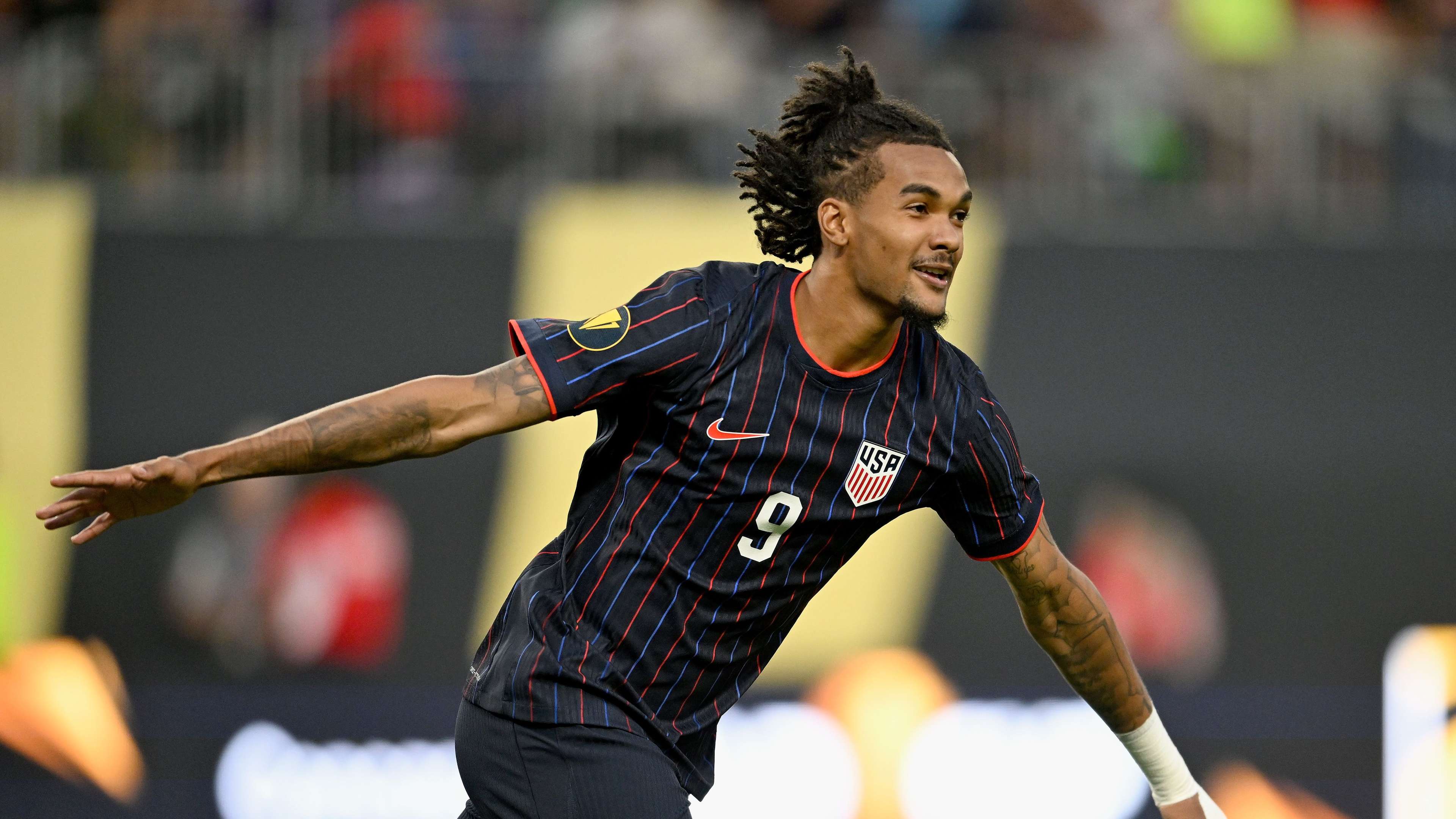 USMNT striker Downs signs for Championship side Southampton   USMNT striker Downs signs for Championship side Southampton