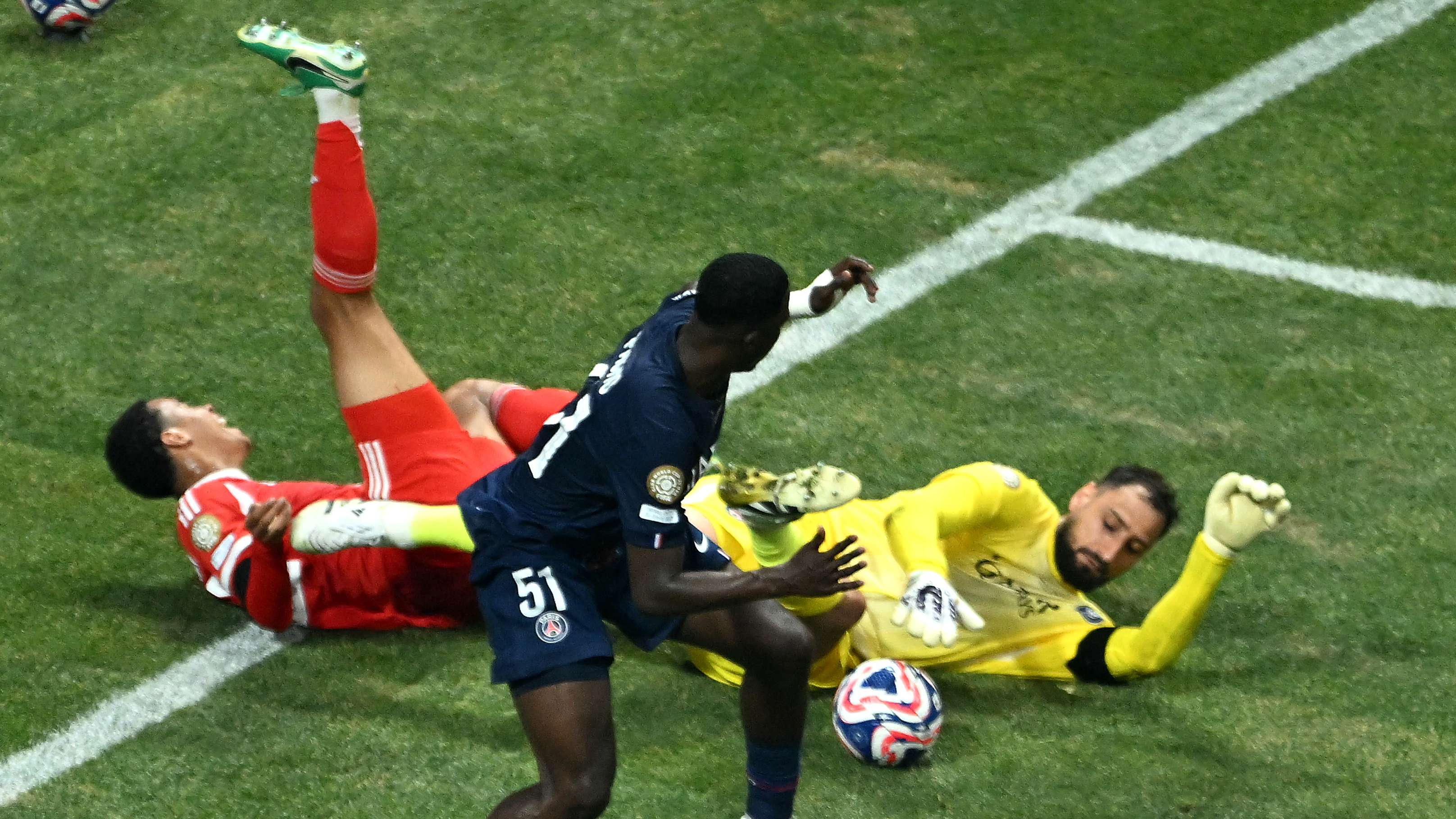 Bayern chief blasts Donnarumma after Musiala stretchered off  