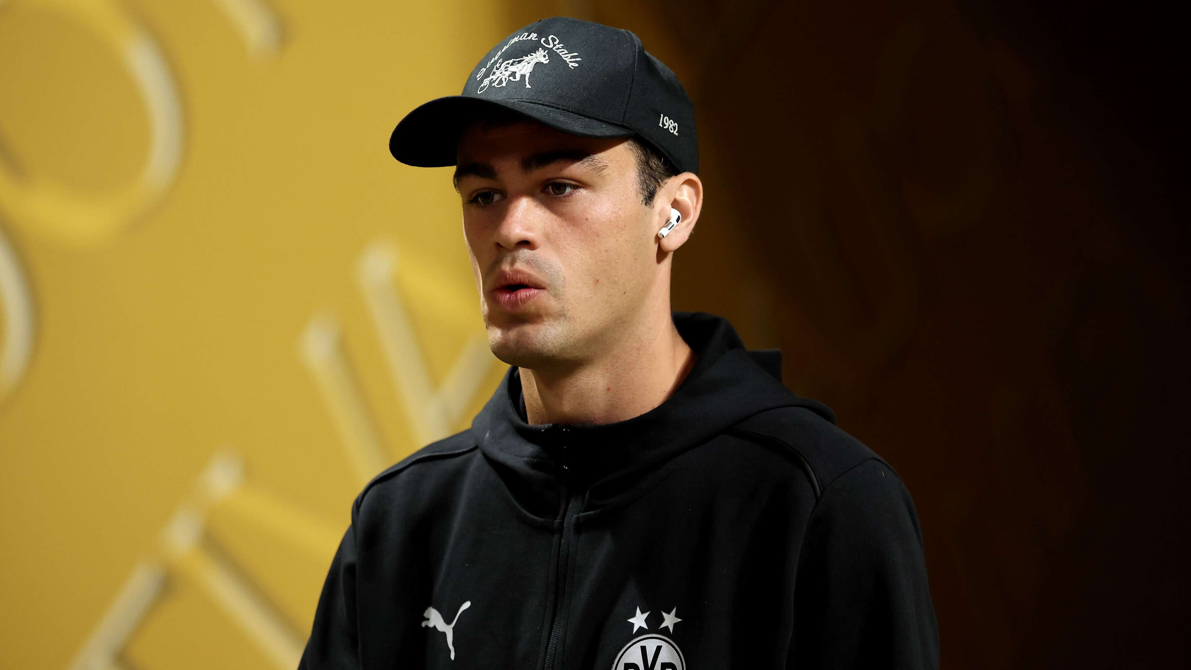 Meola, Davies express concerns over Reyna's potential move to LAFC  