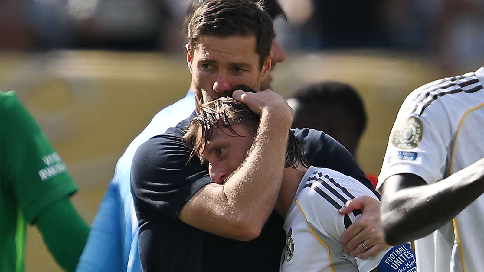 Real Madrid warned against 'suicidal' Modric replacement plan  