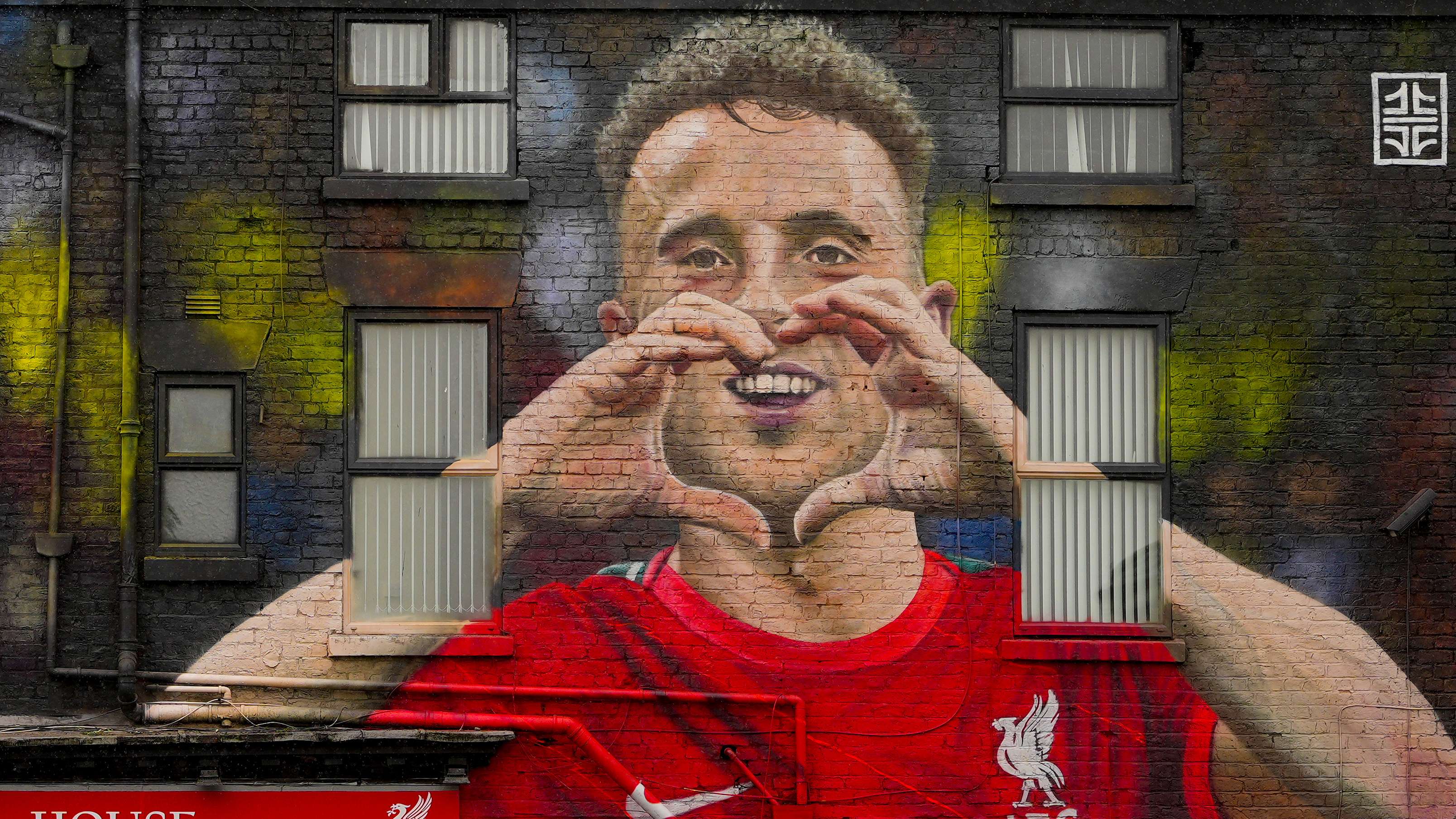 Jota immortalised with impressive mural in Liverpool  