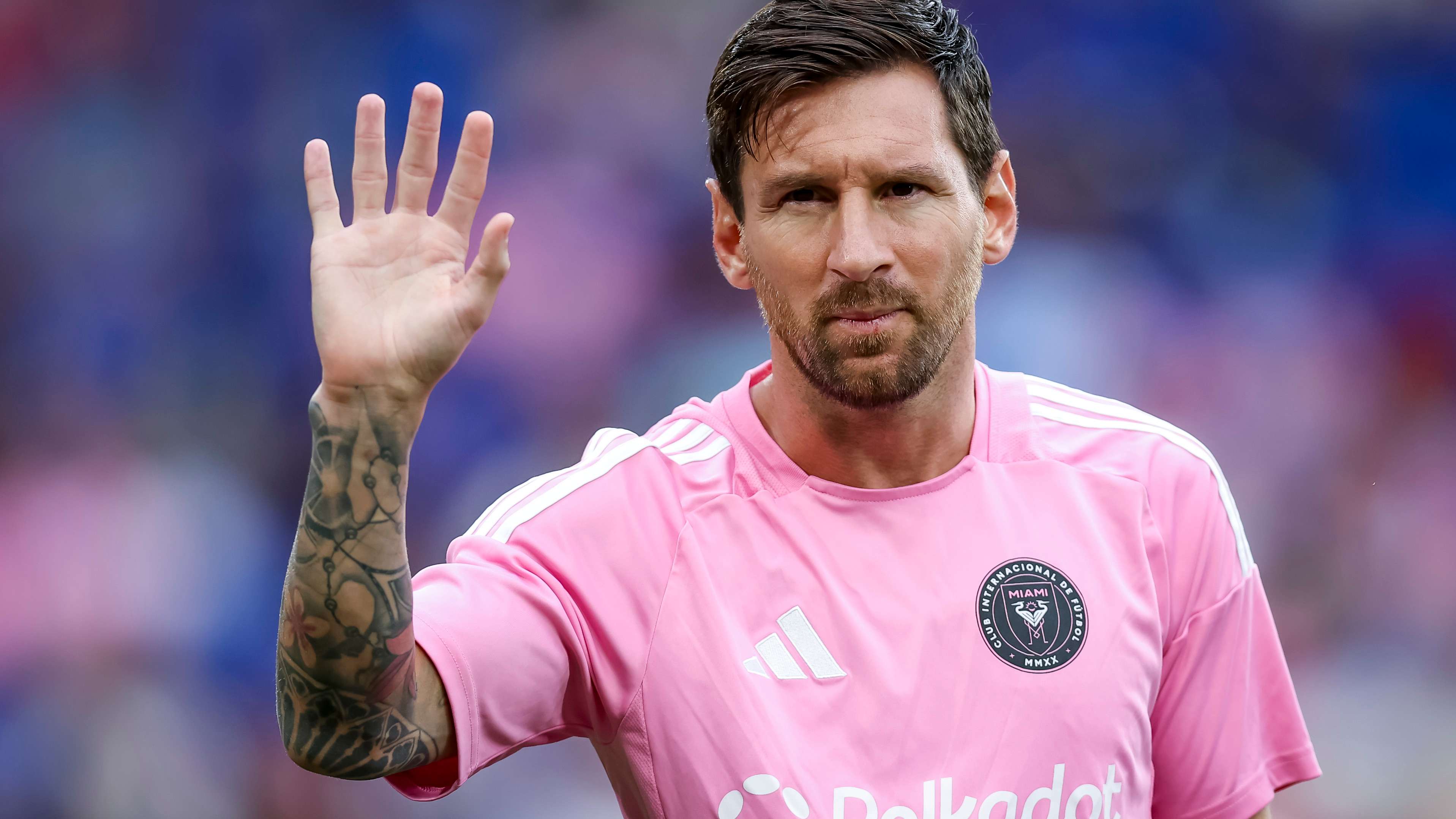 'Don't think Messi should play' - Hislop argues to skip ASG  