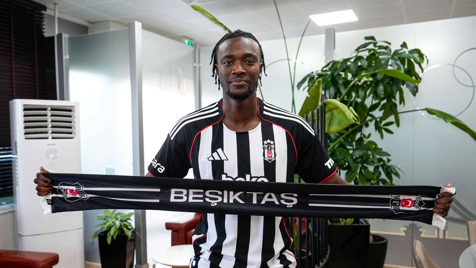 Revealed: Abraham's Besiktas salary as striker finalises €15m move  