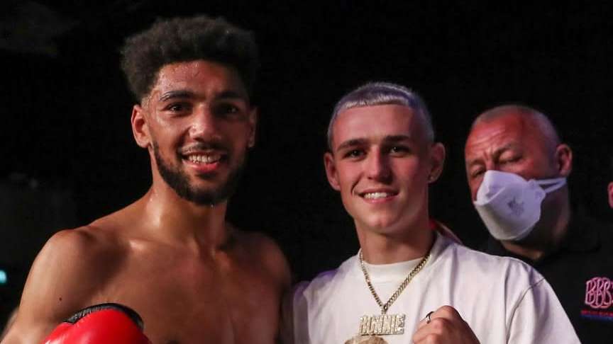 Foden sponsoring boyhood friend's boxing dream  