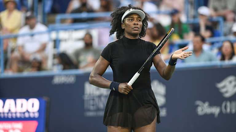 Venus Williams becomes oldest player to win a WTA-level match since Martina Navratilova in 2004  