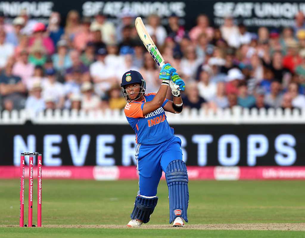 Clinical India down England again to go 2-0 up  