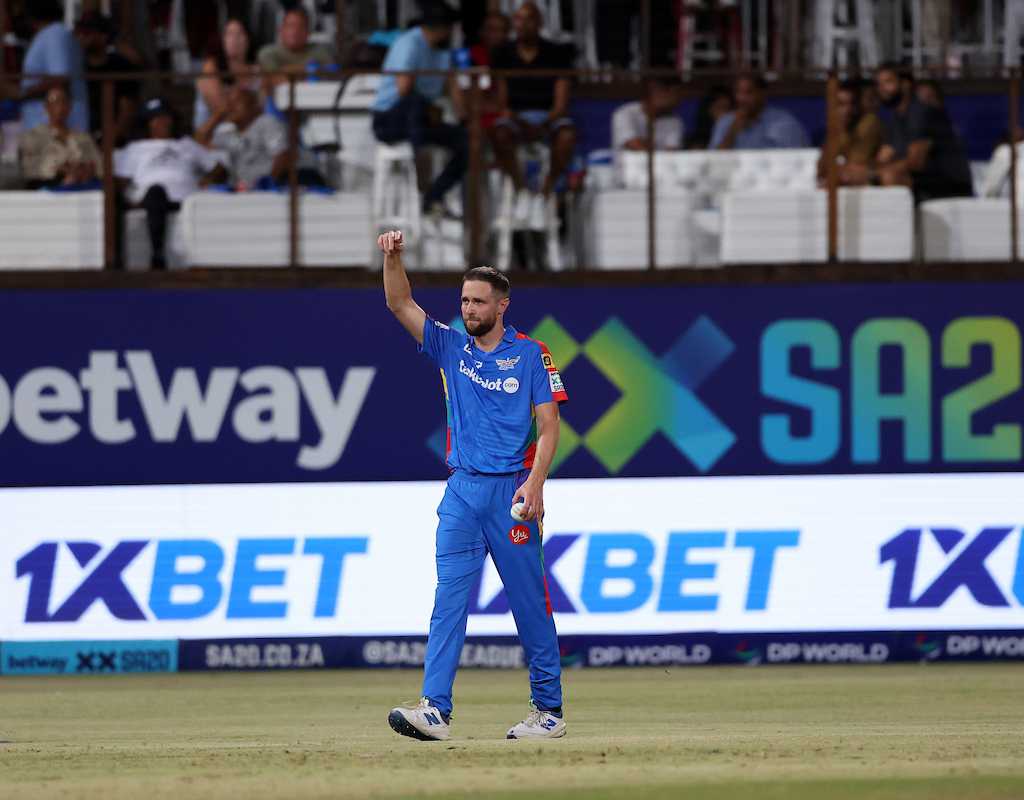 Woakes, Kamindu join MI Emirates; English duo head to ADKR  