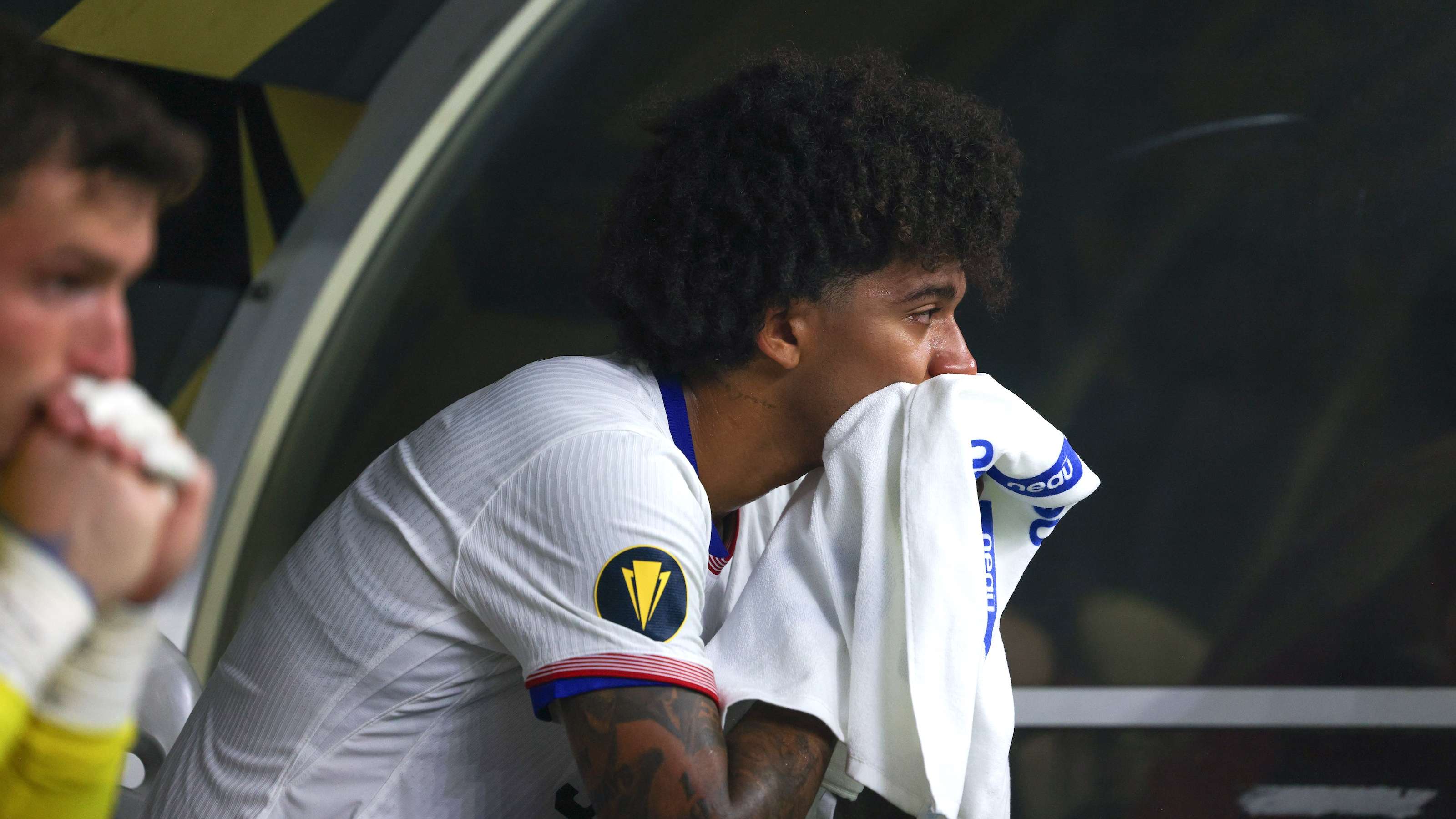 Tarnished Gold: USMNT waste early Richards goal, Mexico reign  