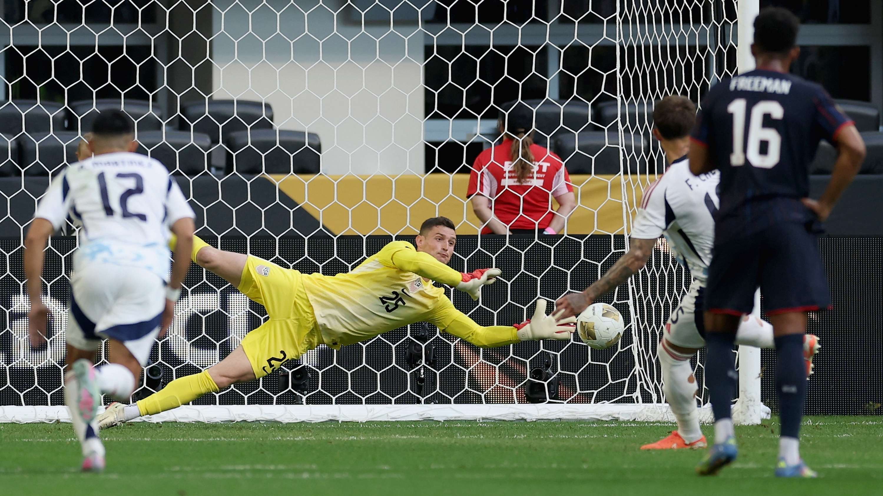 'Mentality and showmanship' - USMNT's Freese inspired by Howard  