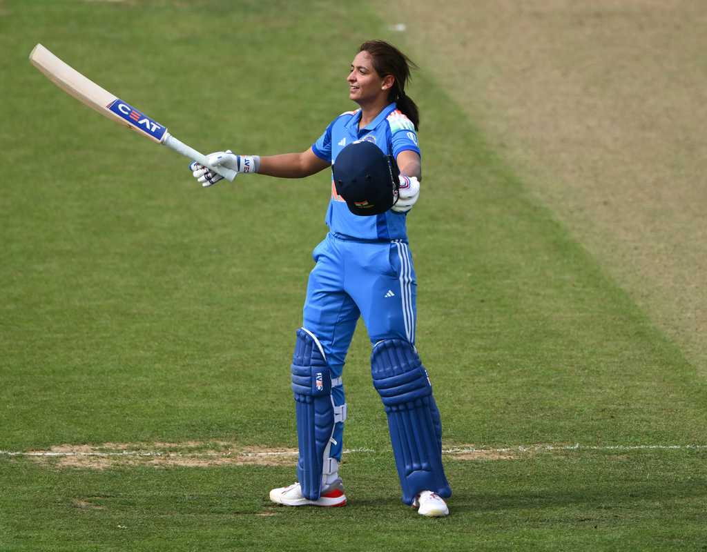 Harmanpreet ton, Goud six-for guide India to series win  