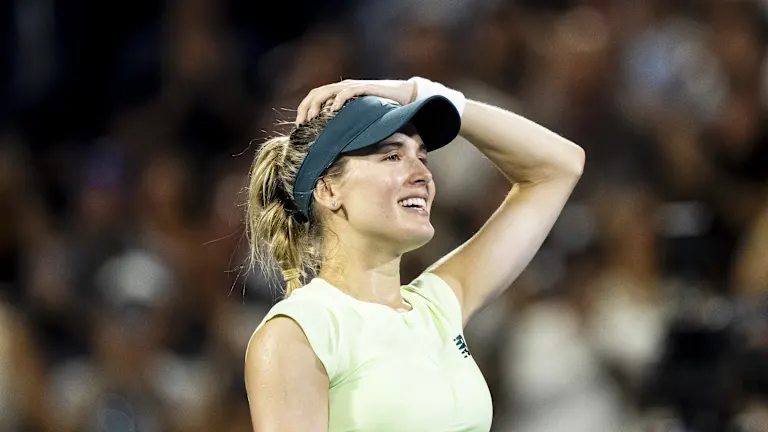 Leylah Fernandez roasts her own season: "It's been pretty sh*t, to be honest"  