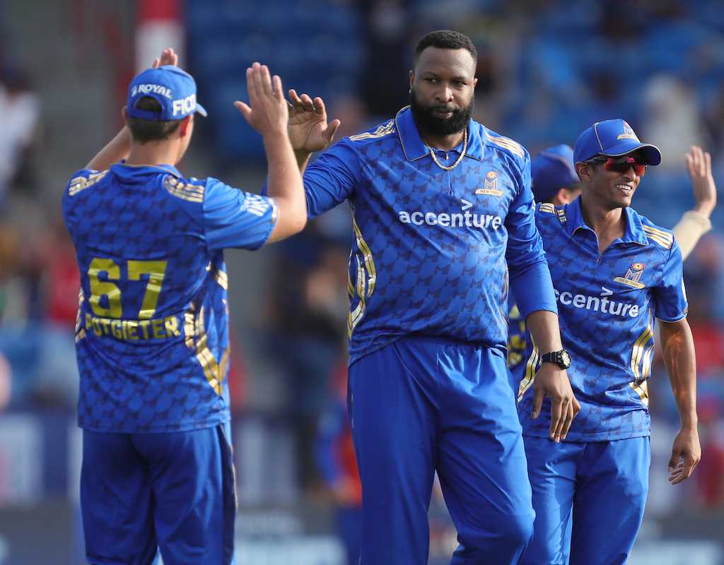 Ageless Pollard, bowlers keep MI New York in playoffs hunt  