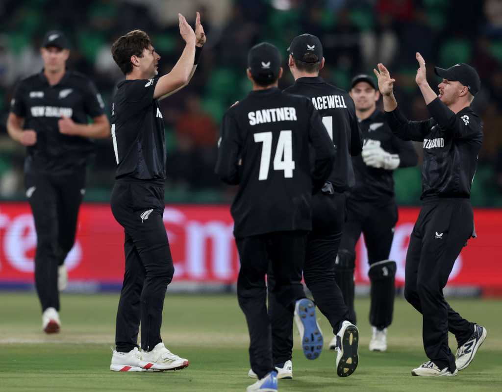 NZ and SA face off in precursor to tri-series final  