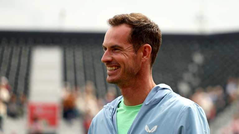 Maria Sharapova meets her match on Hot Ones: "This was no joke!"  